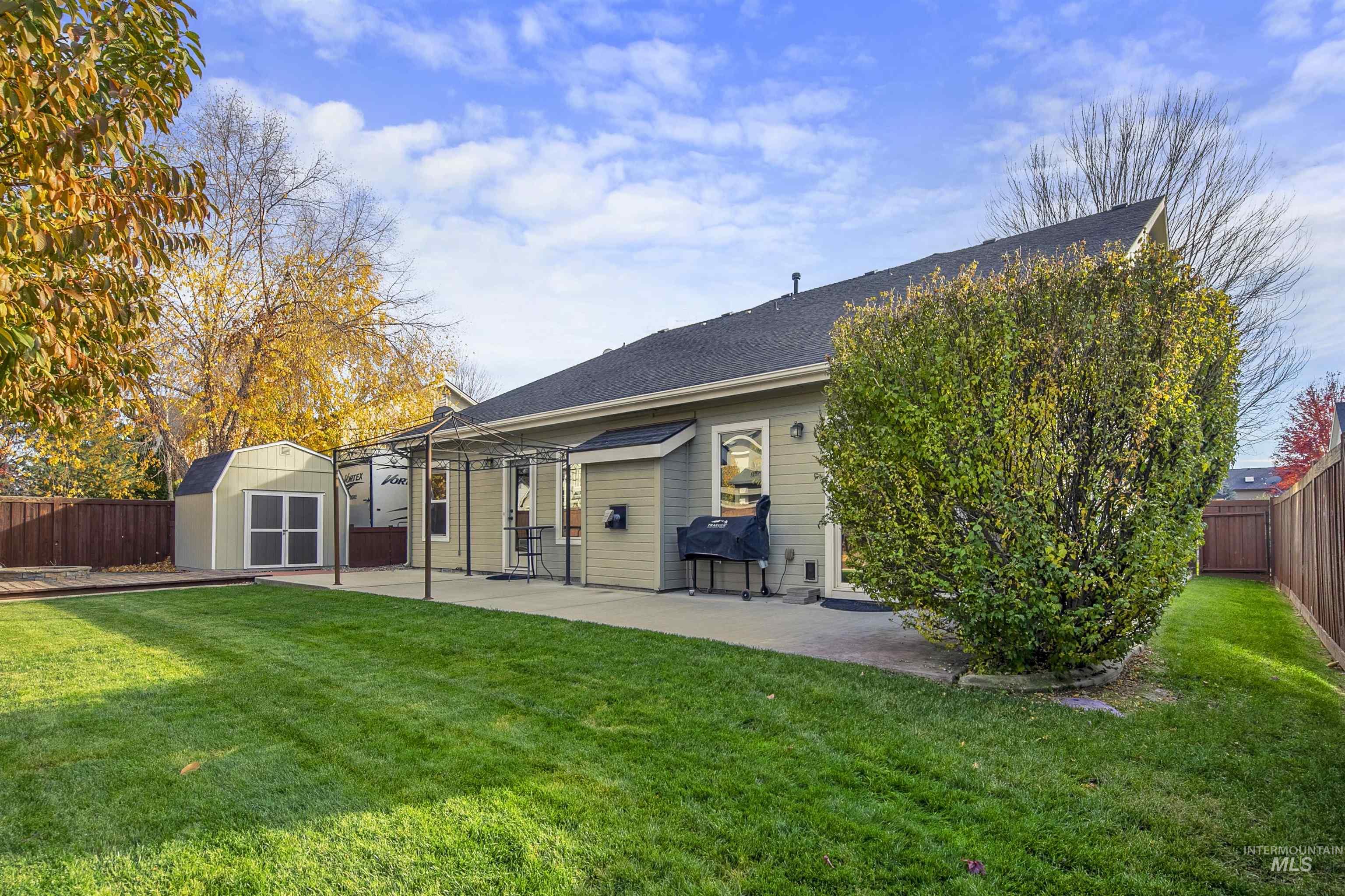 2326 W Grand Teton Dr, Meridian, Idaho 83646-5974, 3 Bedrooms, 2.5 Bathrooms, Residential For Sale, Price $649,900,MLS 98973774