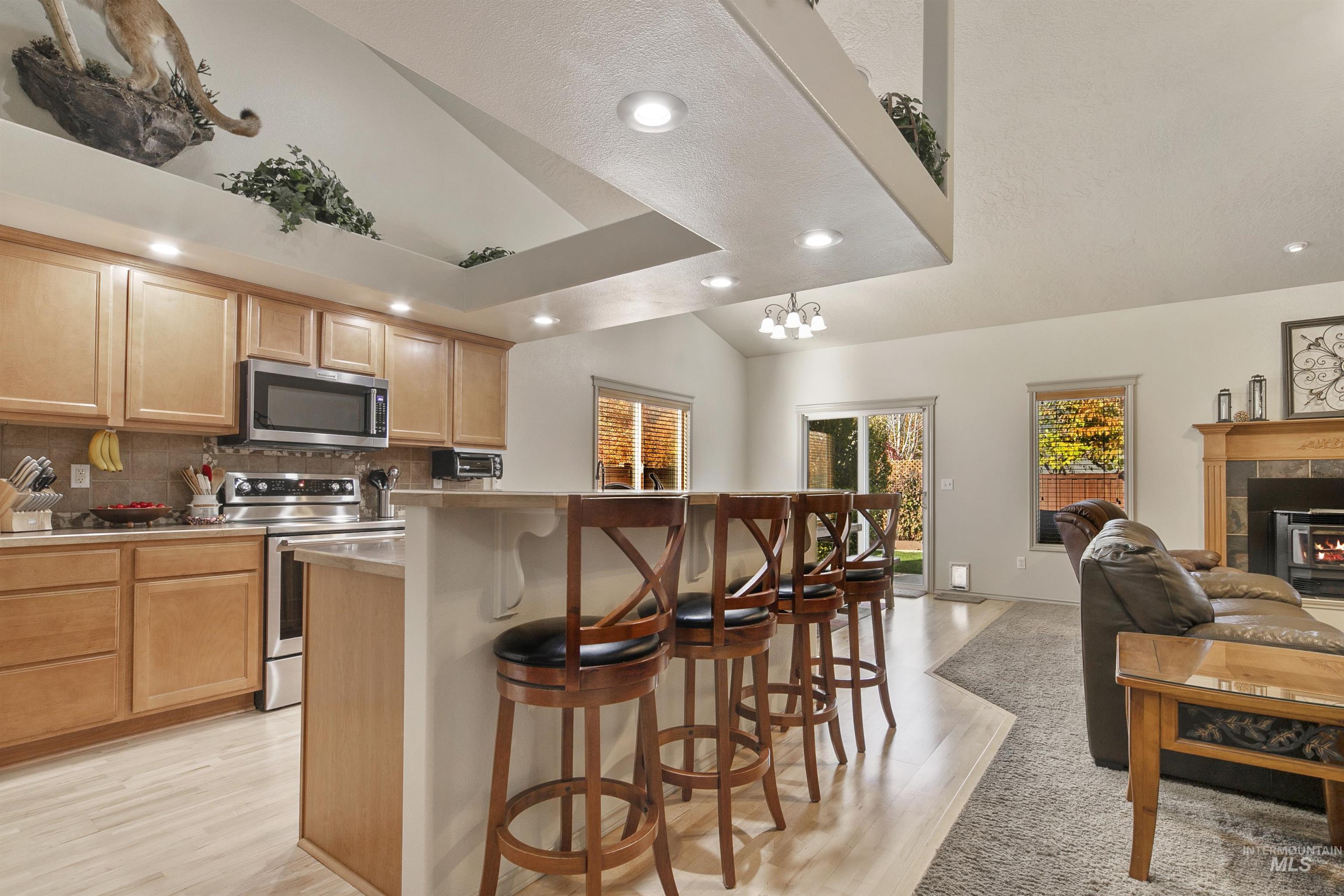 2326 W Grand Teton Dr, Meridian, Idaho 83646-5974, 3 Bedrooms, 2.5 Bathrooms, Residential For Sale, Price $619,900,MLS 98973774