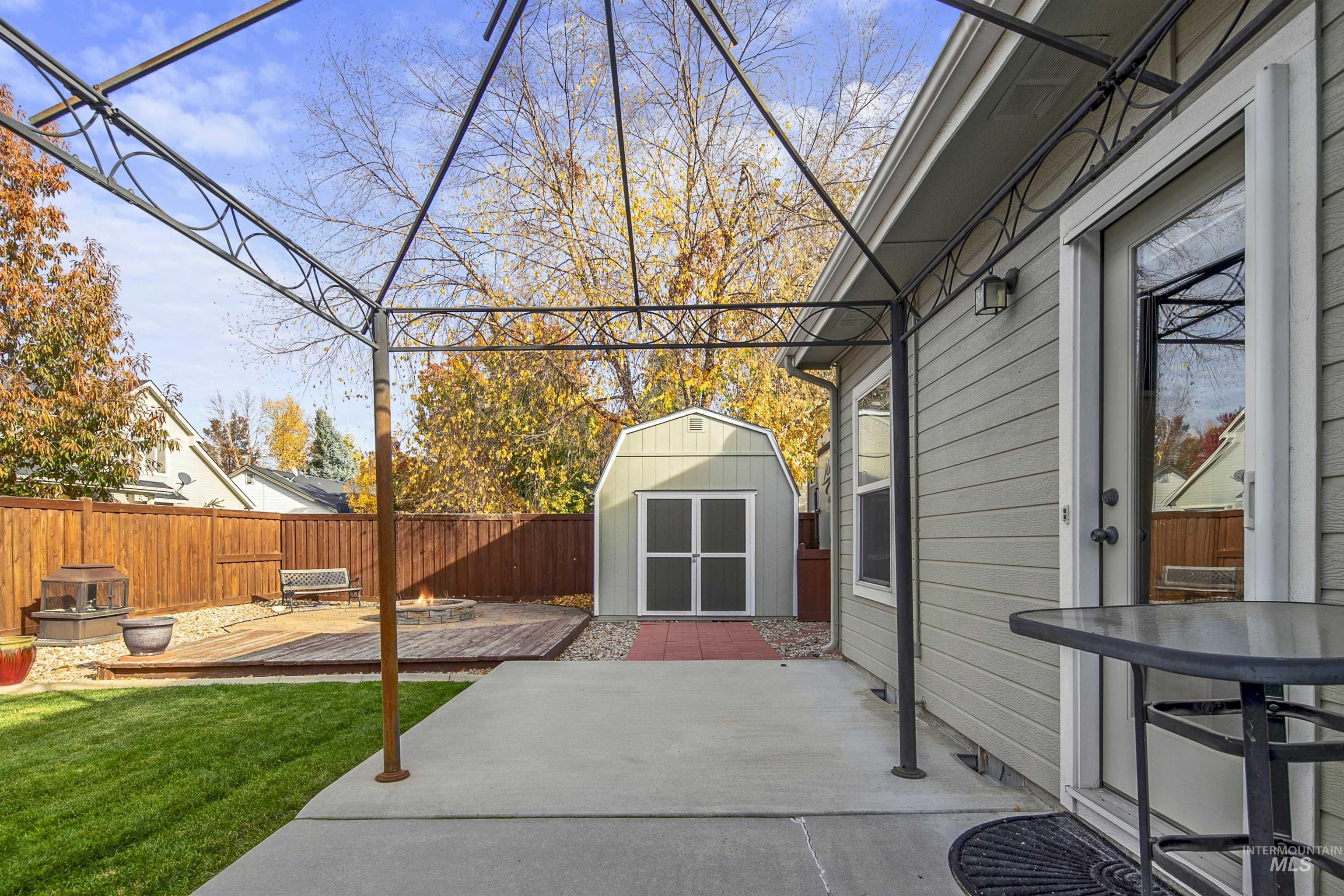 2326 W Grand Teton Dr, Meridian, Idaho 83646-5974, 3 Bedrooms, 2.5 Bathrooms, Residential For Sale, Price $649,900,MLS 98973774