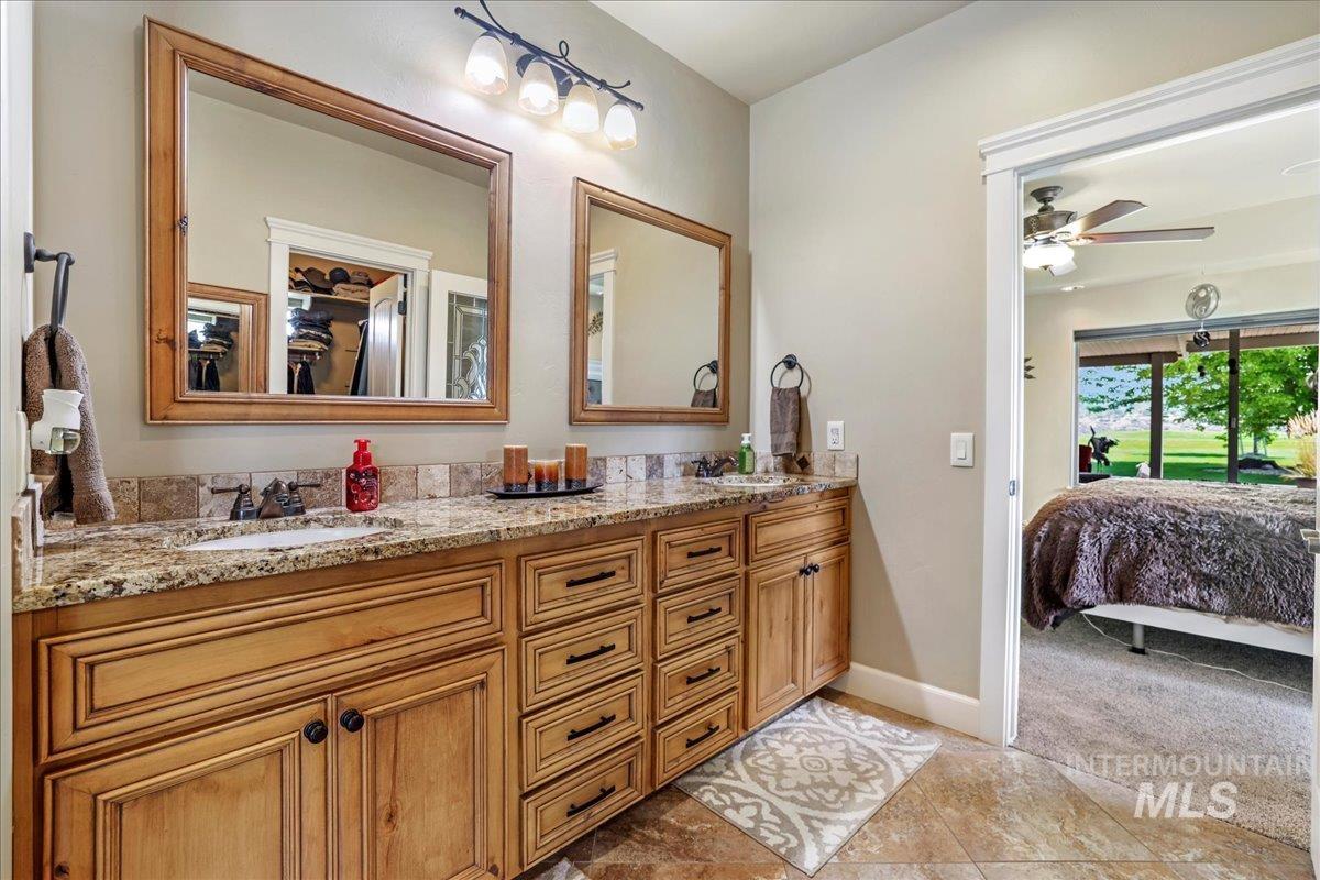 319 Clear Lake Ln, Buhl, Idaho 83316, 4 Bedrooms, 3.5 Bathrooms, Residential For Sale, Price $849,000,MLS 98973778