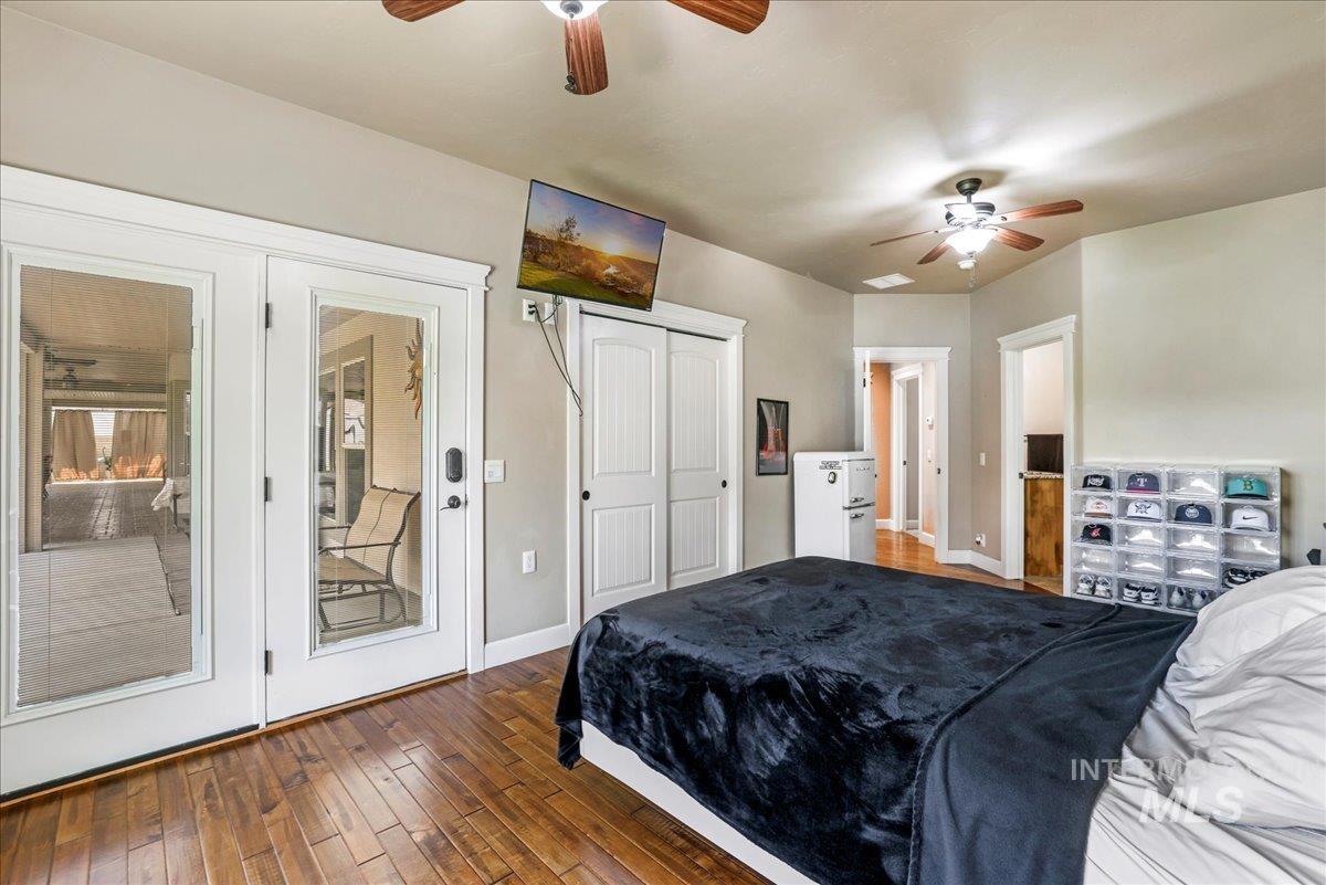 319 Clear Lake Ln, Buhl, Idaho 83316, 4 Bedrooms, 3.5 Bathrooms, Residential For Sale, Price $849,000,MLS 98973778