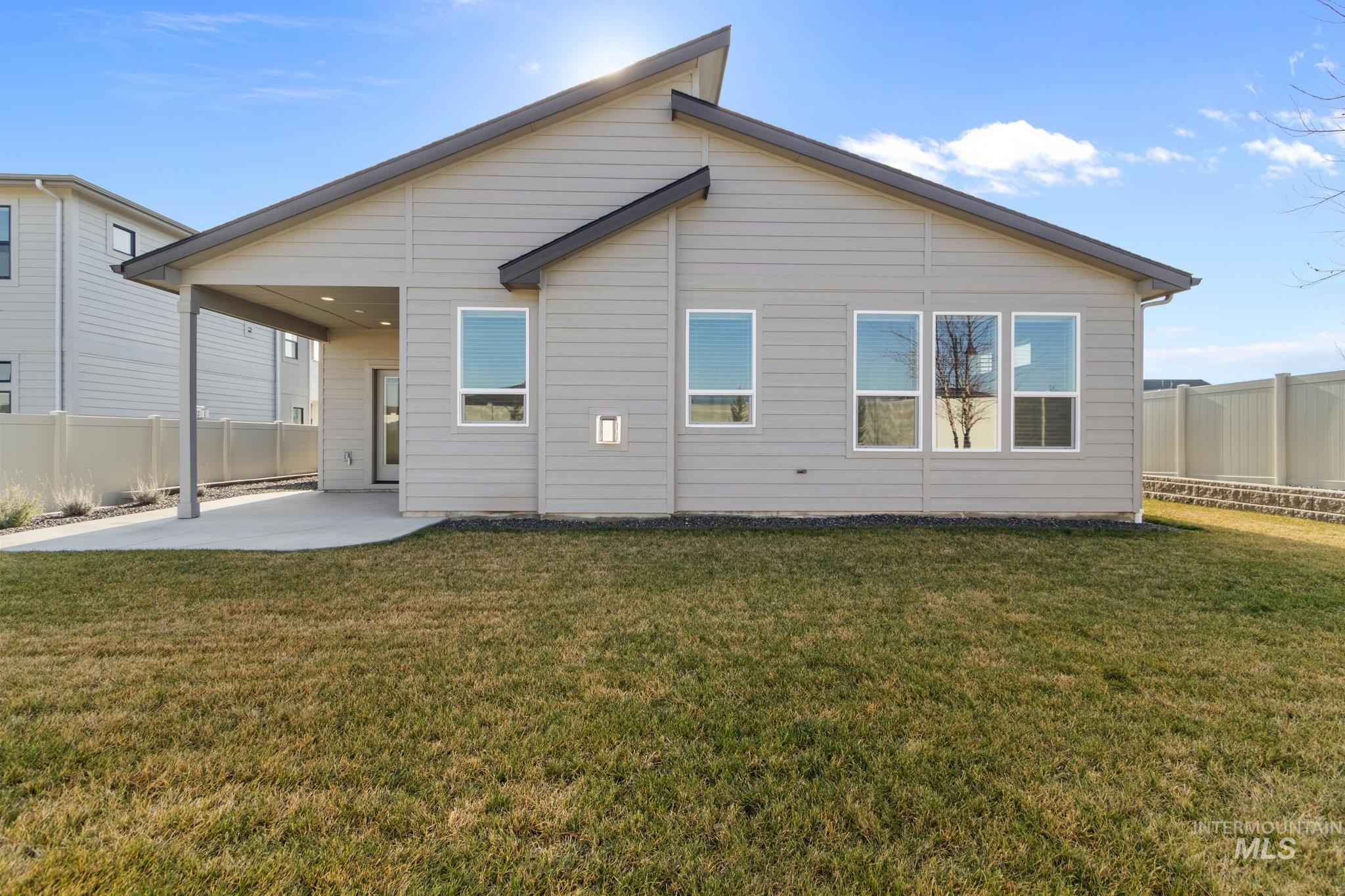 9864 W Aviara Street, Star, Idaho 83669, 3 Bedrooms, 2 Bathrooms, Residential For Sale, Price $569,000,MLS 98973779