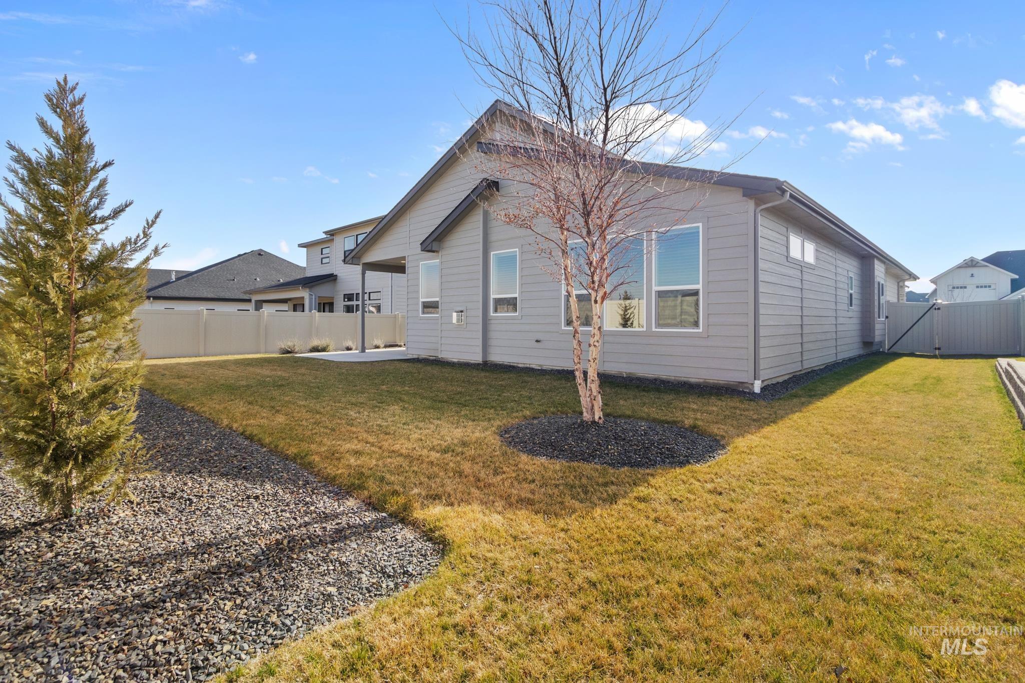 9864 W Aviara Street, Star, Idaho 83669, 3 Bedrooms, 2 Bathrooms, Residential For Sale, Price $569,000,MLS 98973779