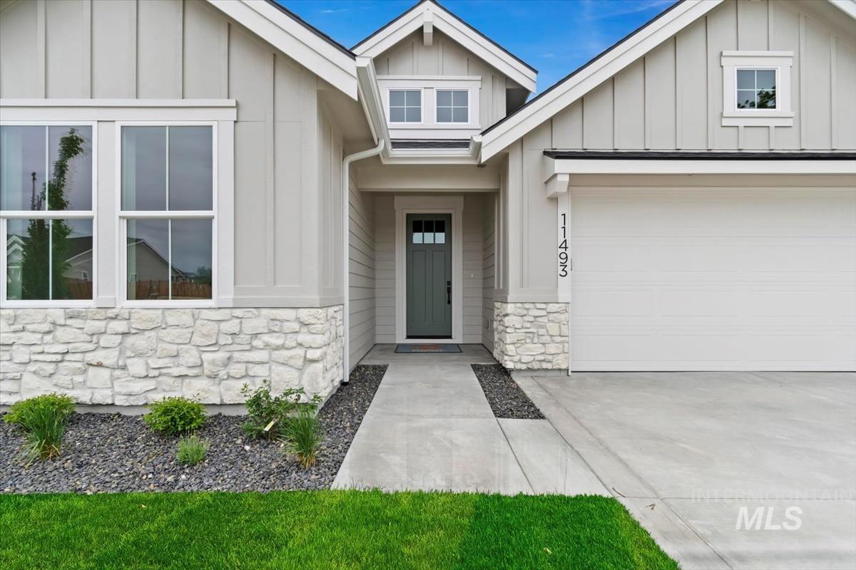 7347 Powell Pl, Eagle, Idaho 83629, 4 Bedrooms, 3 Bathrooms, Residential For Sale, Price $749,900, 98973786