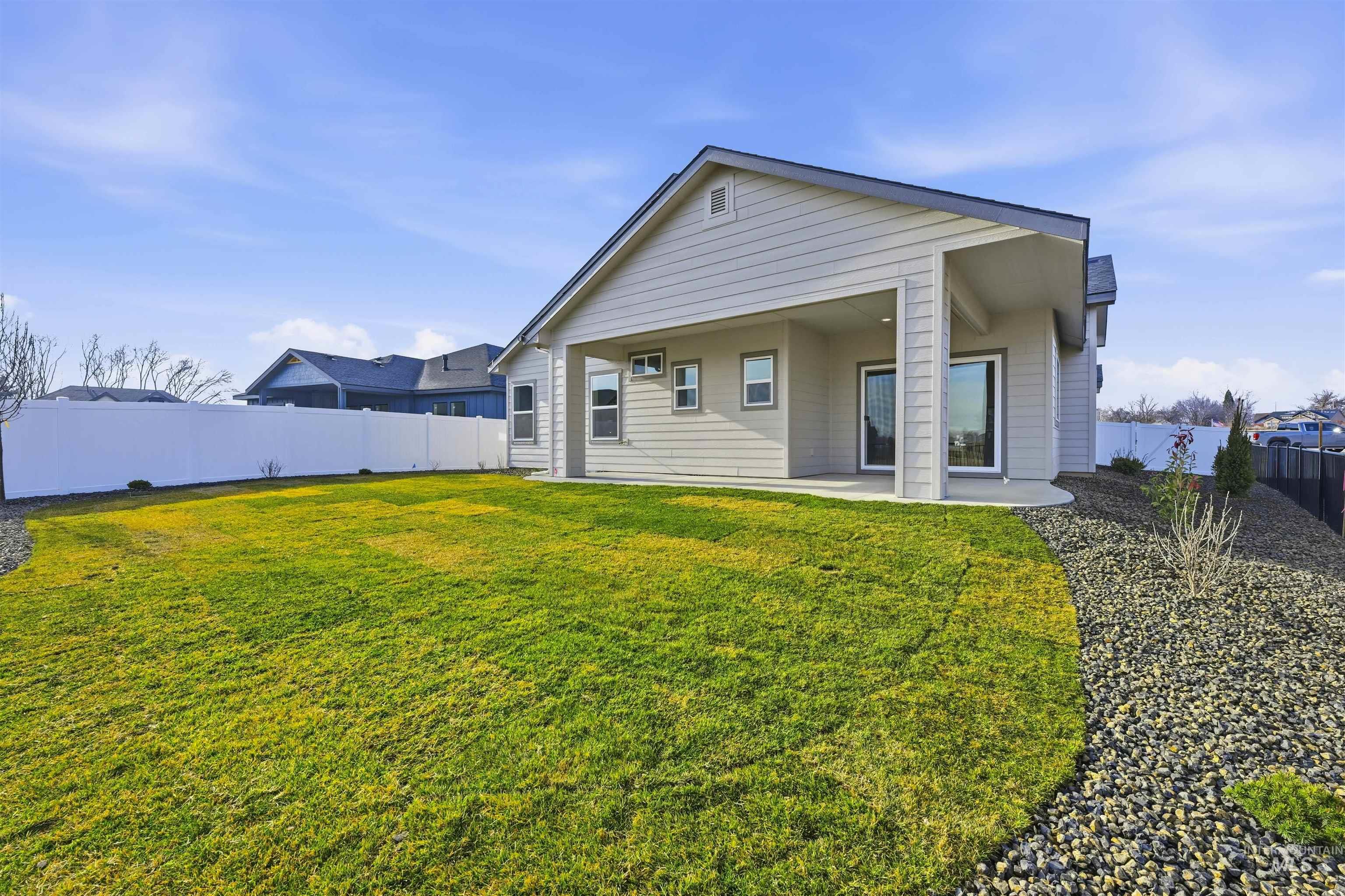 542 Mountain Loop Rd, Middleton, Idaho 83644, 3 Bedrooms, 2 Bathrooms, Residential For Sale, Price $609,900,MLS 98973788