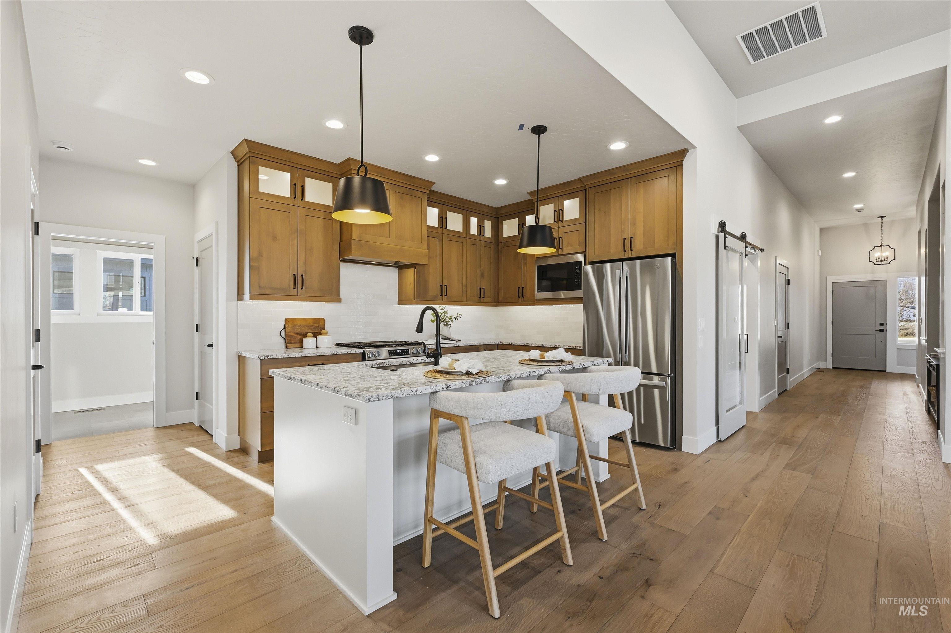 542 Mountain Loop Rd, Middleton, Idaho 83644, 3 Bedrooms, 2 Bathrooms, Residential For Sale, Price $609,900,MLS 98973788