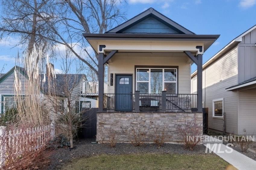 1513 S Denver Ave, Boise, Idaho 83706, 3 Bedrooms, 2.5 Bathrooms, Residential For Sale, Price $569,900,MLS 98973789