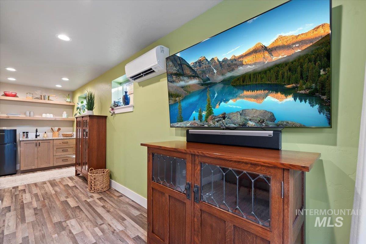 1513 S Denver Ave, Boise, Idaho 83706, 3 Bedrooms, 2.5 Bathrooms, Residential For Sale, Price $569,900,MLS 98973789