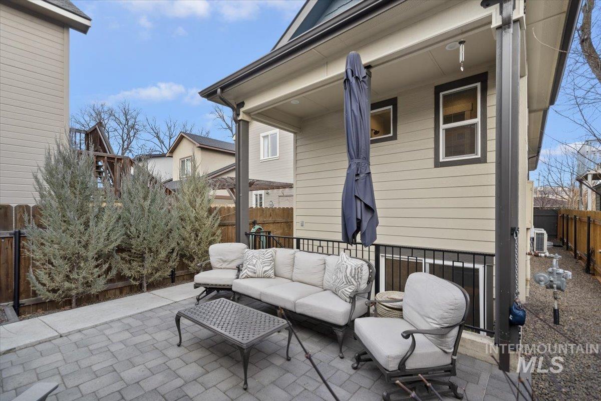 1513 S Denver Ave, Boise, Idaho 83706, 3 Bedrooms, 2.5 Bathrooms, Residential For Sale, Price $569,900,MLS 98973789