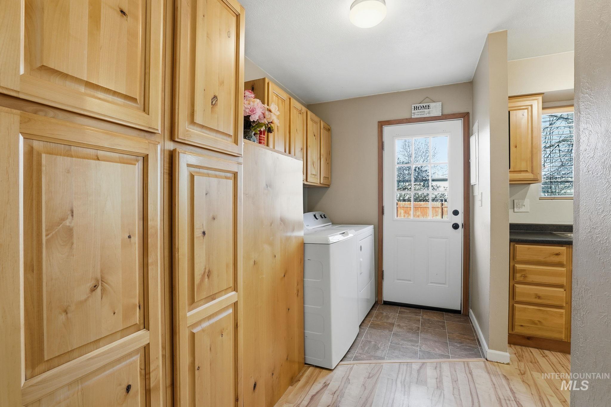 610 Oregon, New Plymouth, Idaho 83655, 3 Bedrooms, 1 Bathroom, Residential For Sale, Price $330,000,MLS 98973790