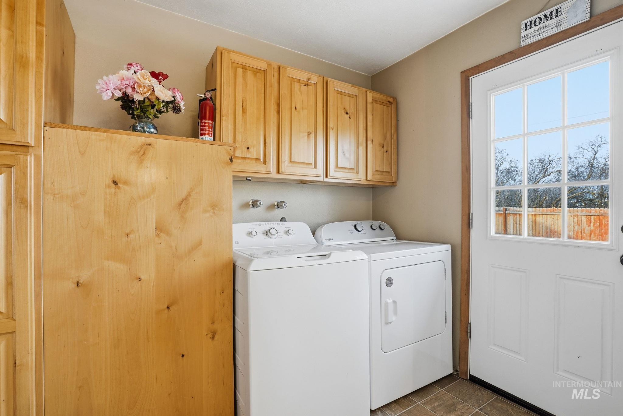 610 Oregon, New Plymouth, Idaho 83655, 3 Bedrooms, 1 Bathroom, Residential For Sale, Price $330,000,MLS 98973790