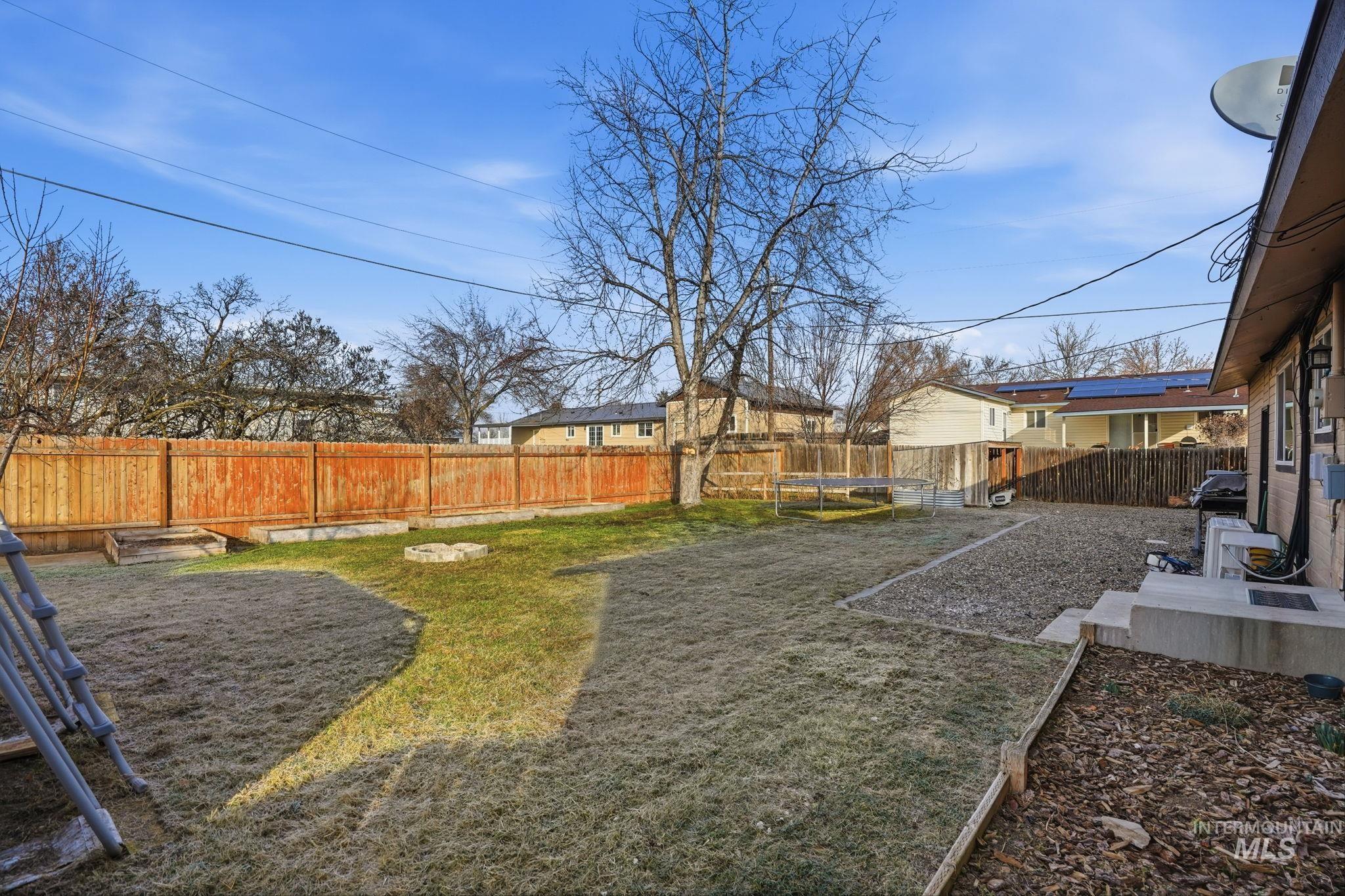 610 Oregon, New Plymouth, Idaho 83655, 3 Bedrooms, 1 Bathroom, Residential For Sale, Price $330,000,MLS 98973790