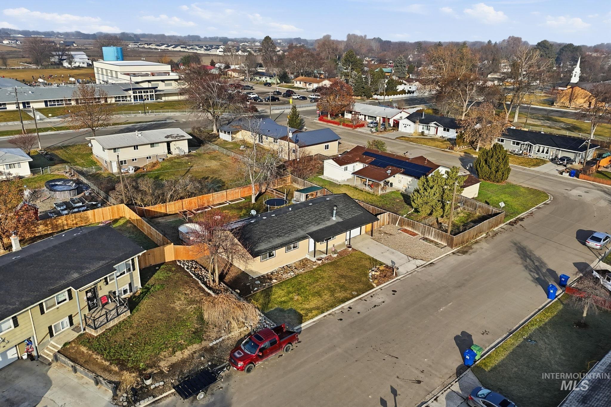 610 Oregon, New Plymouth, Idaho 83655, 3 Bedrooms, 1 Bathroom, Residential For Sale, Price $330,000,MLS 98973790