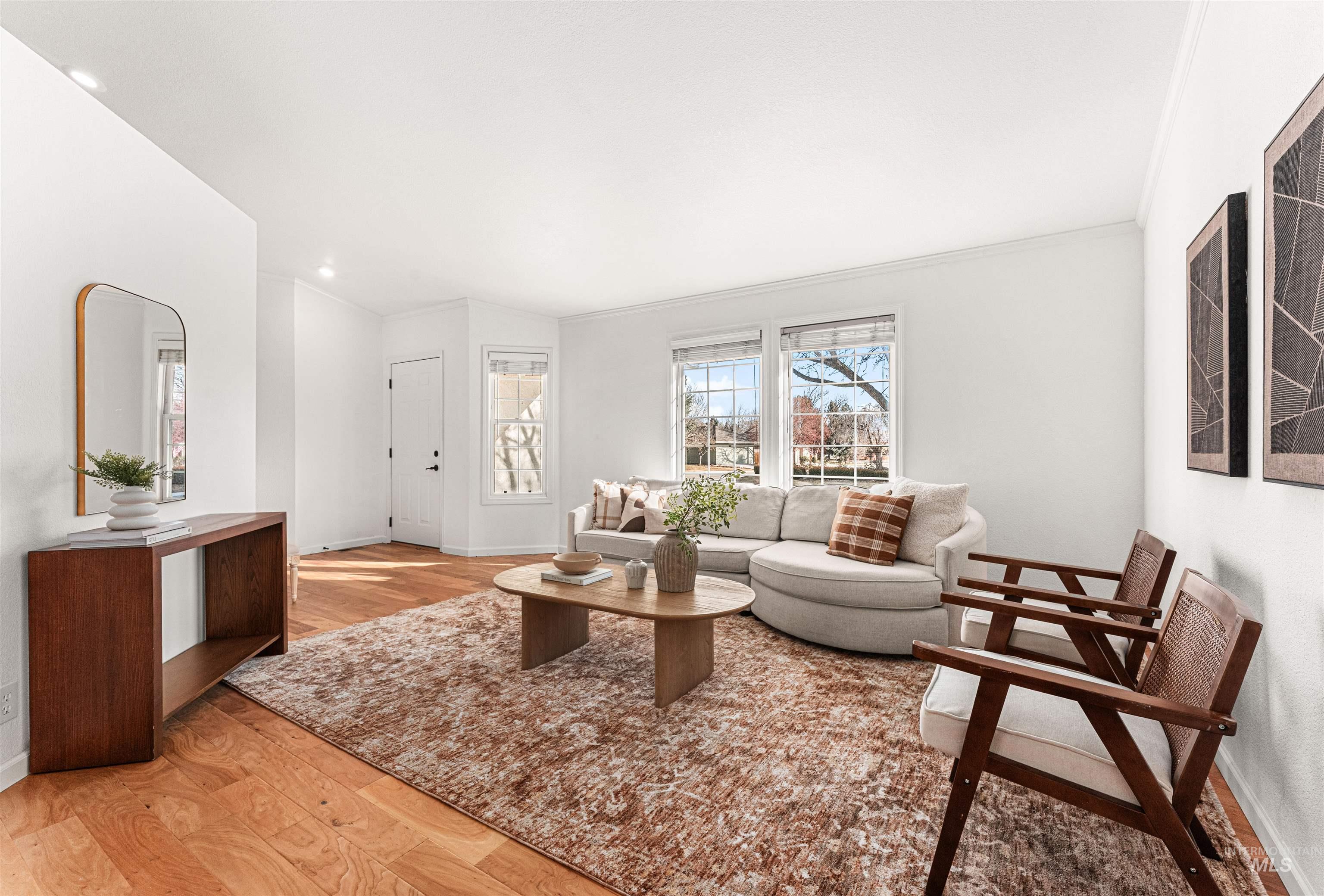 1545 N Ellington Way, Eagle, Idaho 83616, 3 Bedrooms, 2 Bathrooms, Residential For Sale, Price $519,900,MLS 98973795