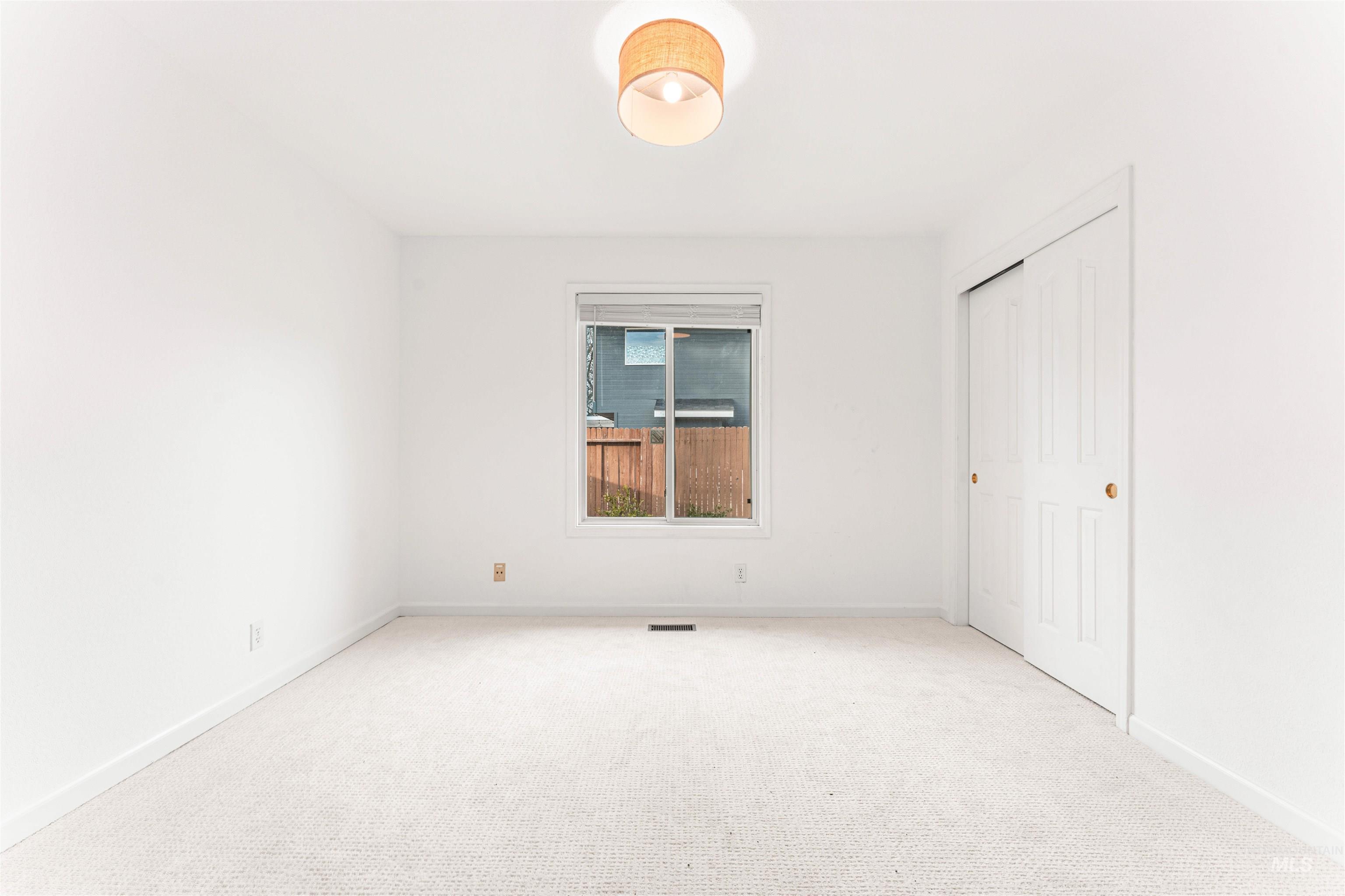 1545 N Ellington Way, Eagle, Idaho 83616, 3 Bedrooms, 2 Bathrooms, Residential For Sale, Price $519,900,MLS 98973795