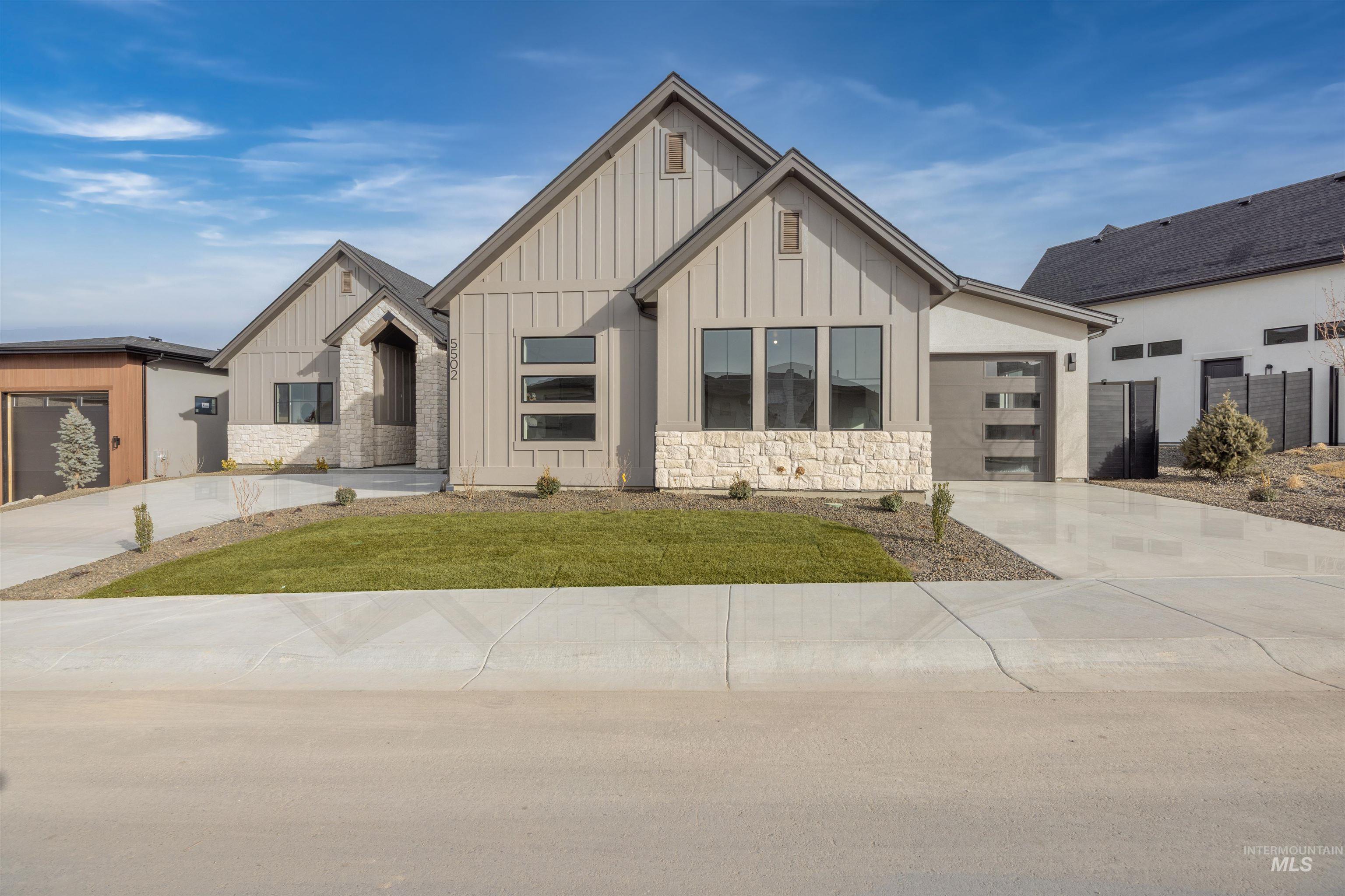 5502 W Haughburn Dr, Eagle, Idaho 83616, 4 Bedrooms, 3 Bathrooms, Residential For Sale, Price $998,000,MLS 98973798