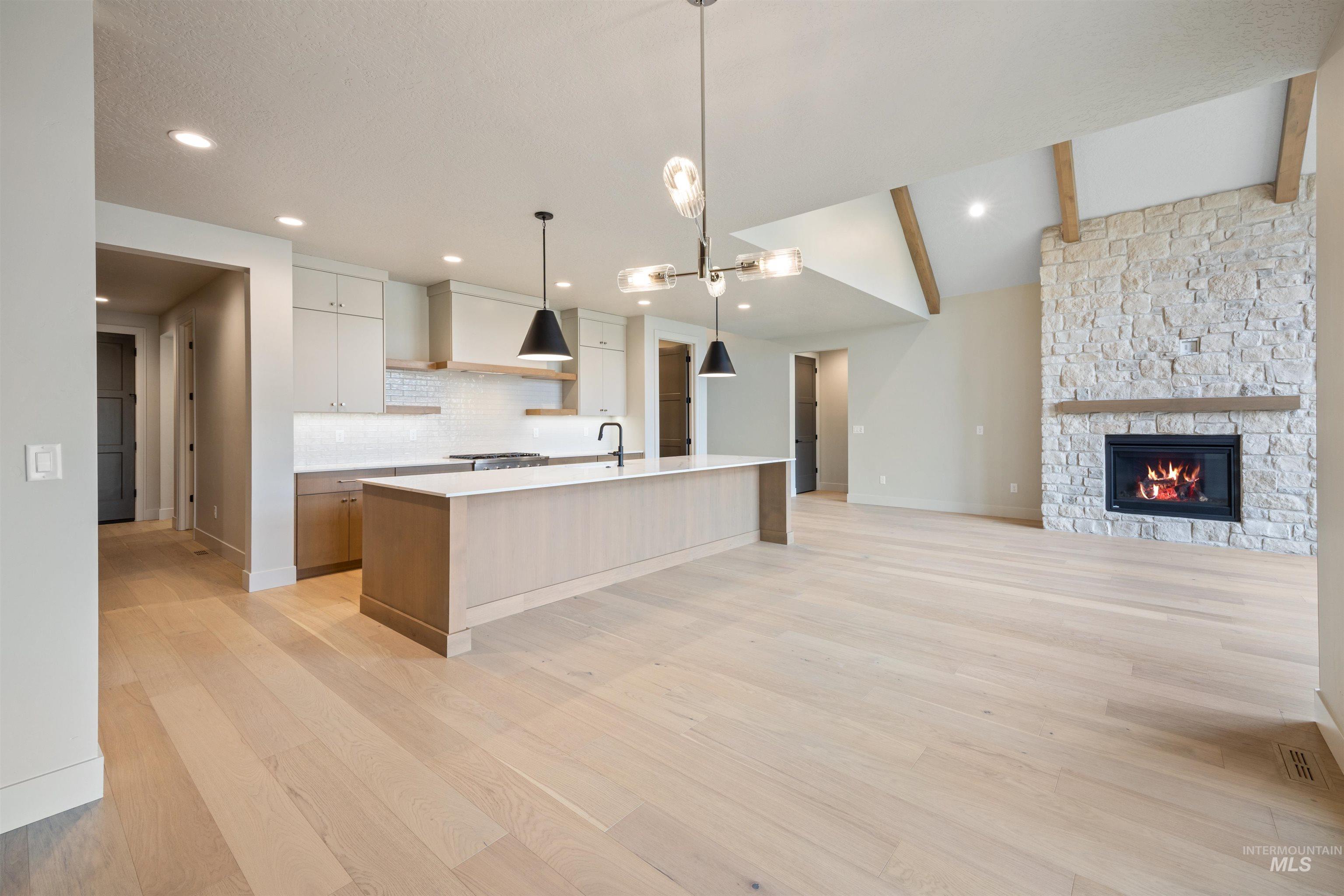 5502 W Haughburn Dr, Eagle, Idaho 83616, 4 Bedrooms, 3 Bathrooms, Residential For Sale, Price $998,000,MLS 98973798