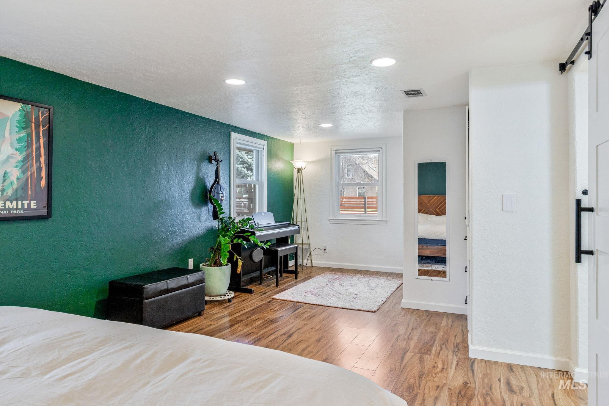 3005 N 28th St, Boise, Idaho 83703, 2 Bedrooms, 1 Bathroom, Residential For Sale, Price $489,900,MLS 98973801