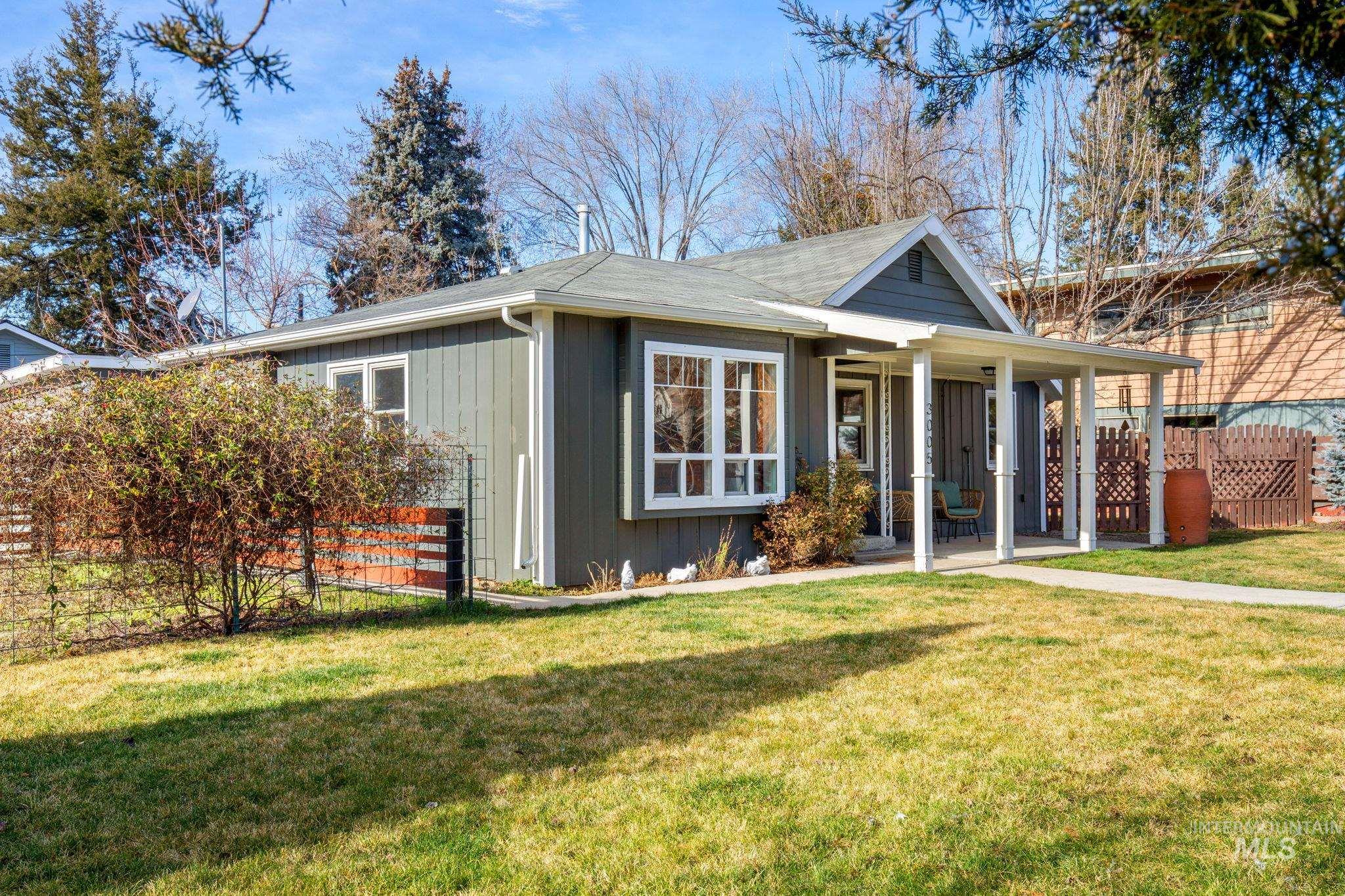 3005 N 28th St, Boise, Idaho 83703, 2 Bedrooms, 1 Bathroom, Residential For Sale, Price $489,900,MLS 98973801