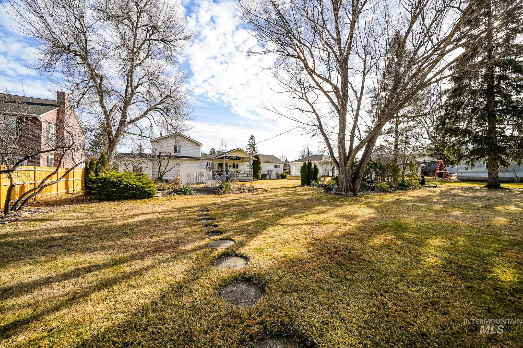 216 S Florence Street, Grangeville, Idaho 83530, 4 Bedrooms, 2 Bathrooms, Residential For Sale, Price $417,000,MLS 98973802