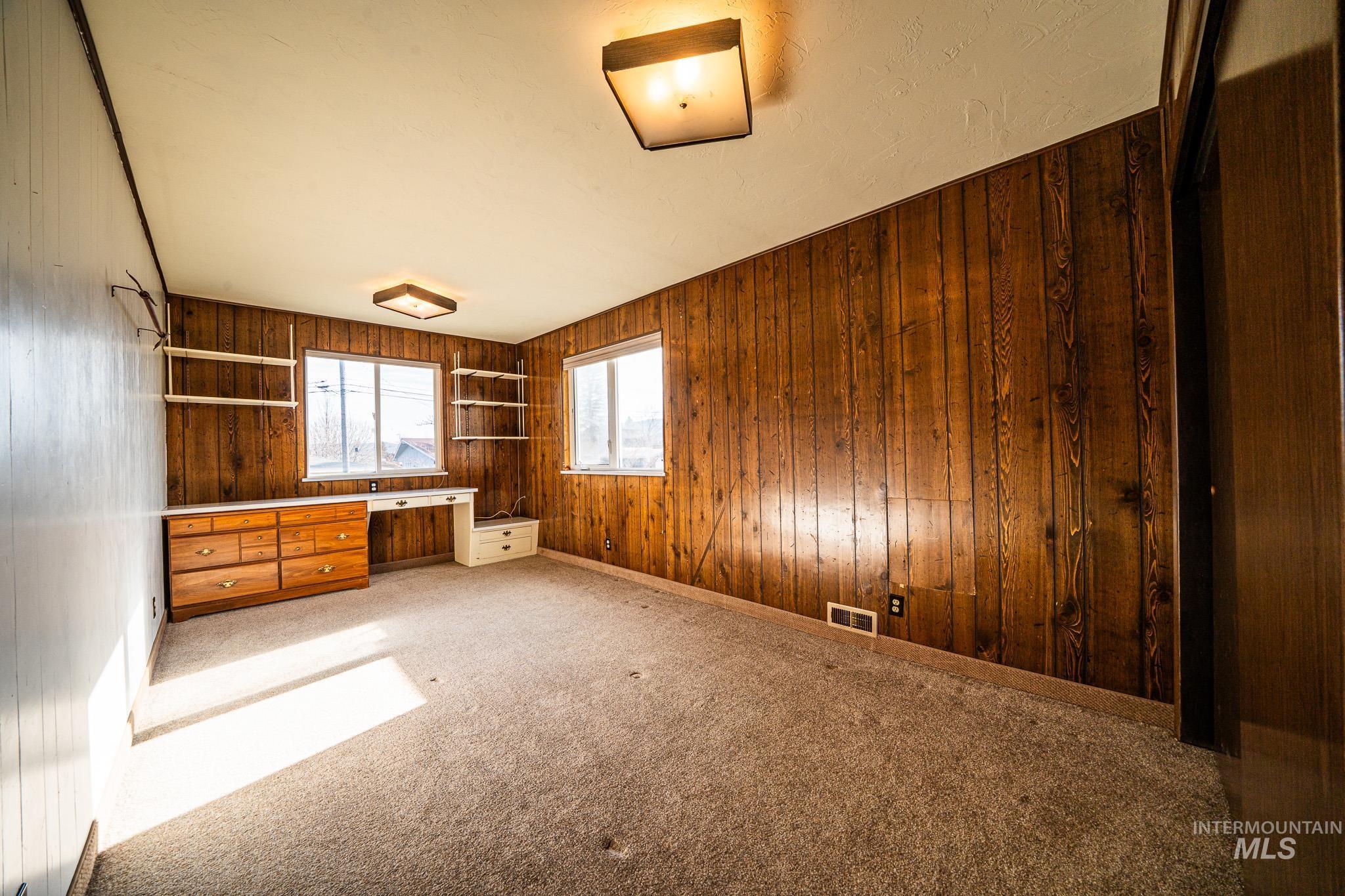 216 S Florence Street, Grangeville, Idaho 83530, 4 Bedrooms, 2 Bathrooms, Residential For Sale, Price $417,000,MLS 98973802