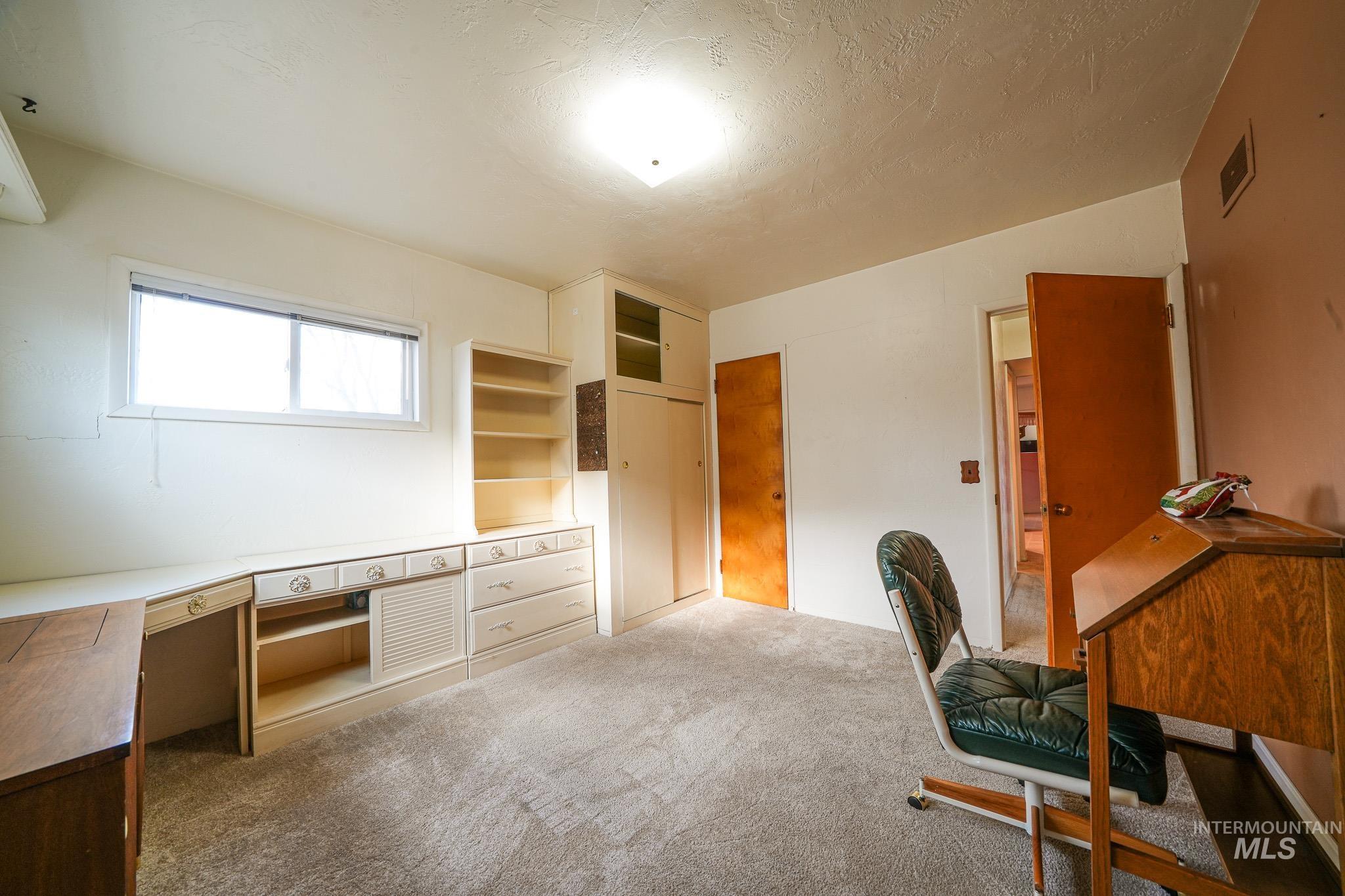 216 S Florence Street, Grangeville, Idaho 83530, 4 Bedrooms, 2 Bathrooms, Residential For Sale, Price $417,000,MLS 98973802