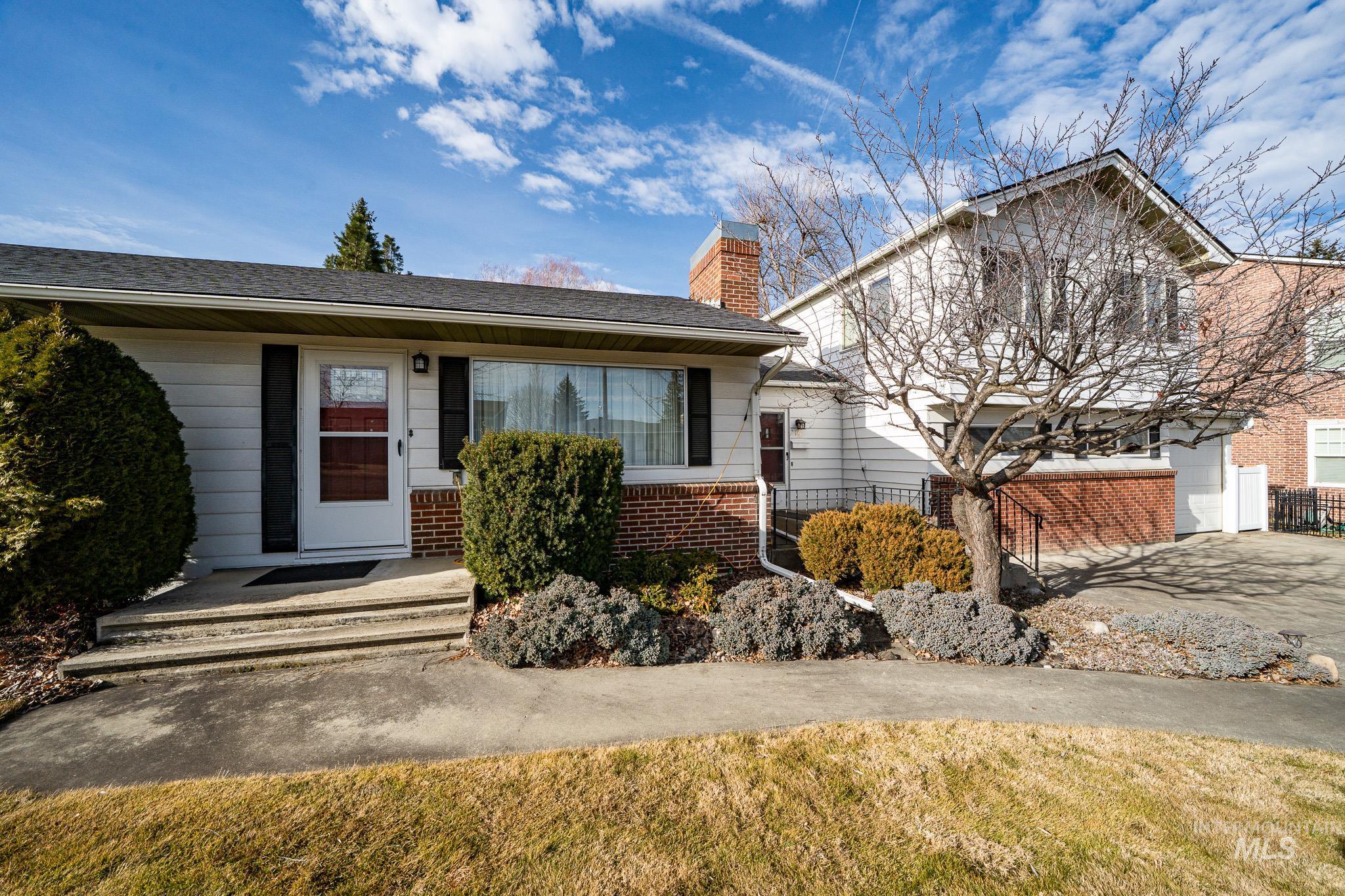 216 S Florence Street, Grangeville, Idaho 83530, 4 Bedrooms, 2 Bathrooms, Residential For Sale, Price $417,000,MLS 98973802