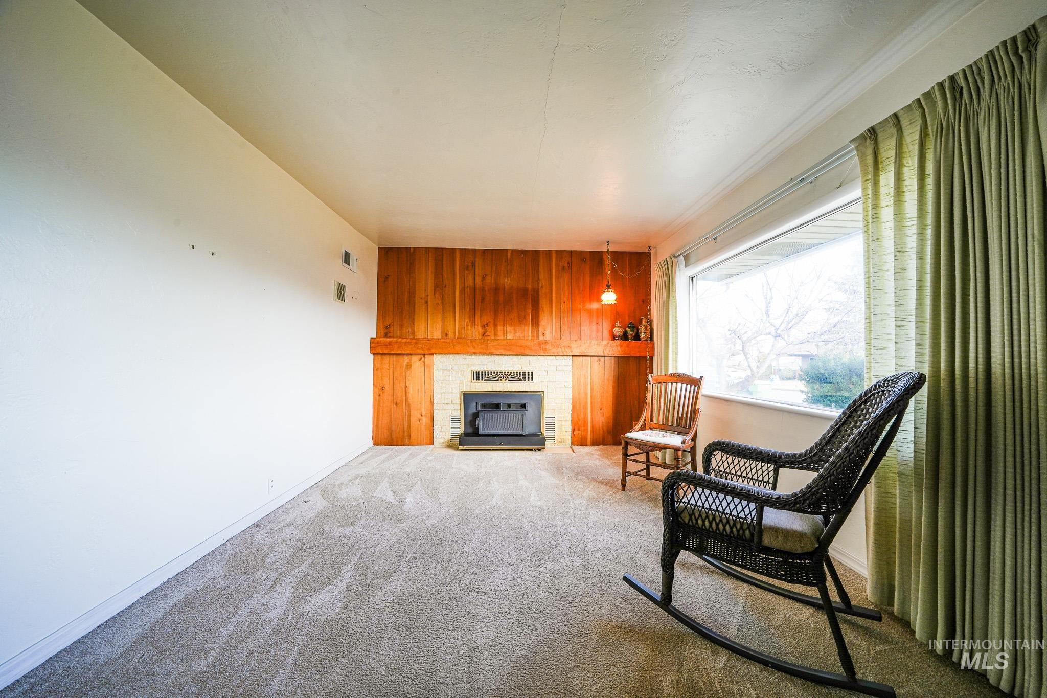 216 S Florence Street, Grangeville, Idaho 83530, 4 Bedrooms, 2 Bathrooms, Residential For Sale, Price $417,000,MLS 98973802