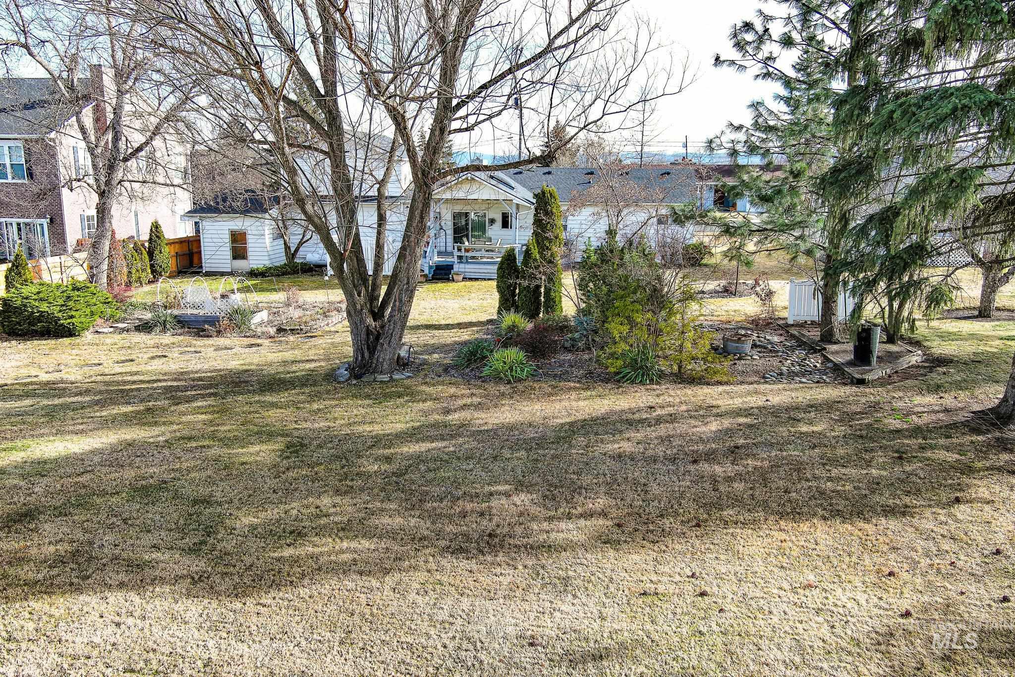 216 S Florence Street, Grangeville, Idaho 83530, 4 Bedrooms, 2 Bathrooms, Residential For Sale, Price $417,000,MLS 98973802