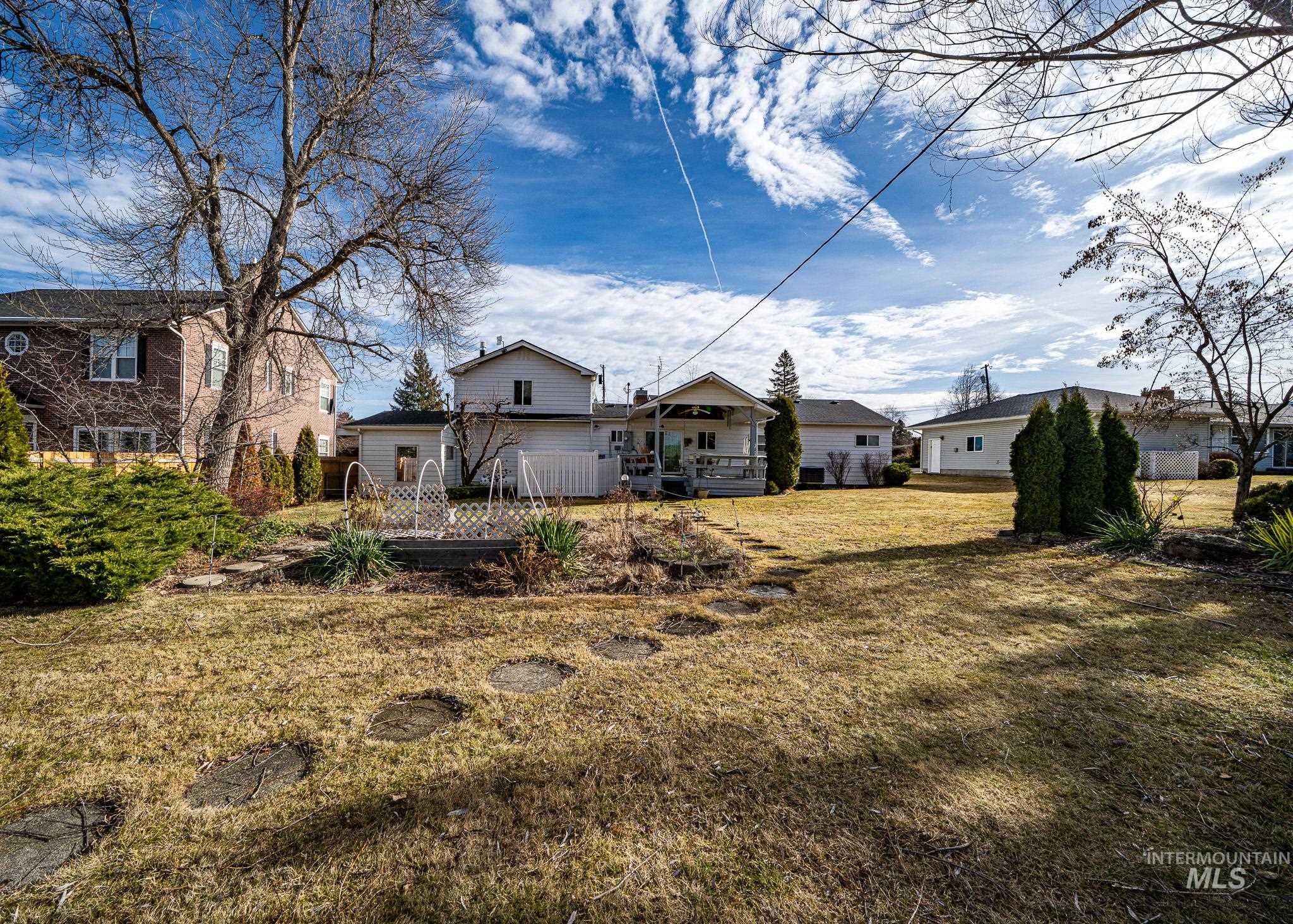 216 S Florence Street, Grangeville, Idaho 83530, 4 Bedrooms, 2 Bathrooms, Residential For Sale, Price $417,000,MLS 98973802