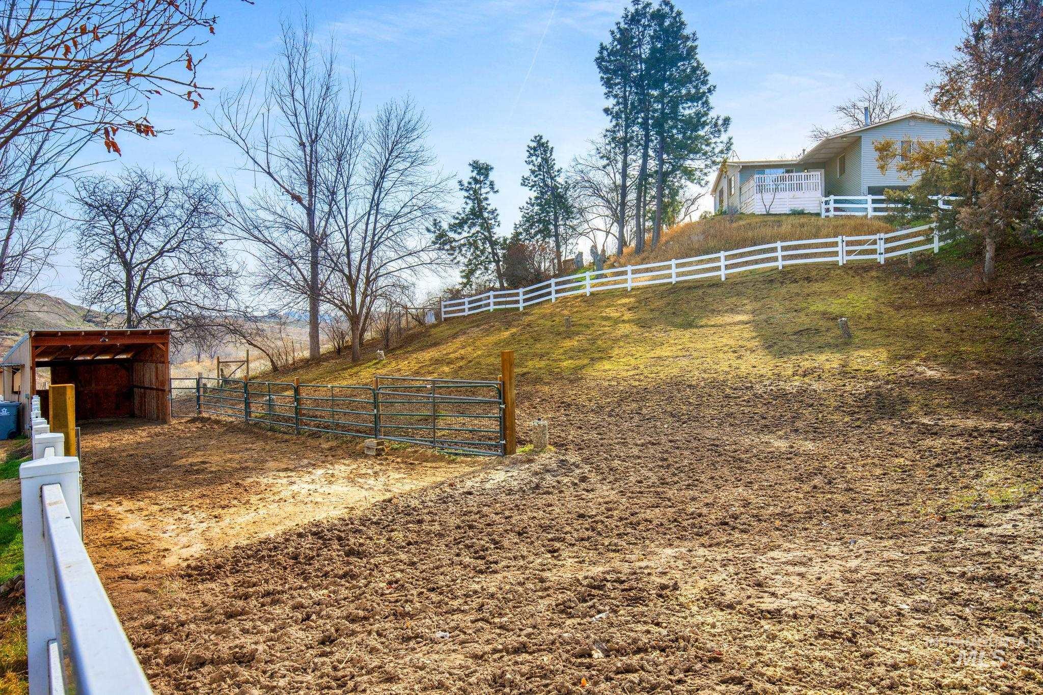 6621 E Willow Ave, Nampa, Idaho 83687, 4 Bedrooms, 2 Bathrooms, Residential For Sale, Price $565,000,MLS 98973803