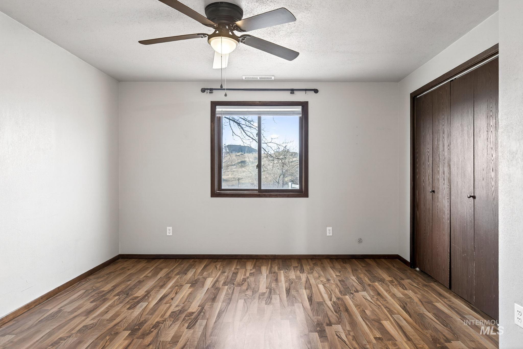 6621 E Willow Ave, Nampa, Idaho 83687, 4 Bedrooms, 2 Bathrooms, Residential For Sale, Price $565,000,MLS 98973803