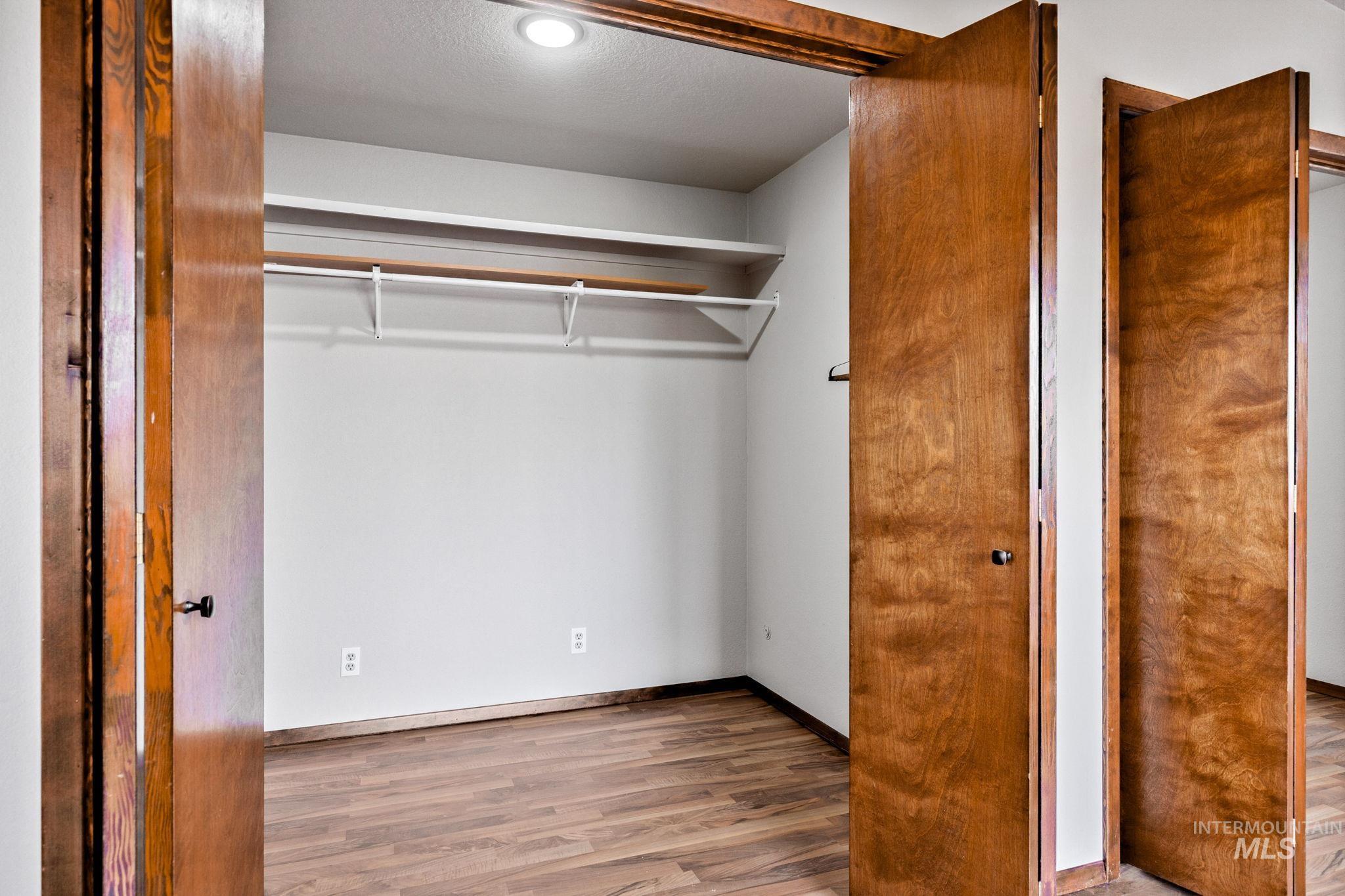 6621 E Willow Ave, Nampa, Idaho 83687, 4 Bedrooms, 2 Bathrooms, Residential For Sale, Price $565,000,MLS 98973803