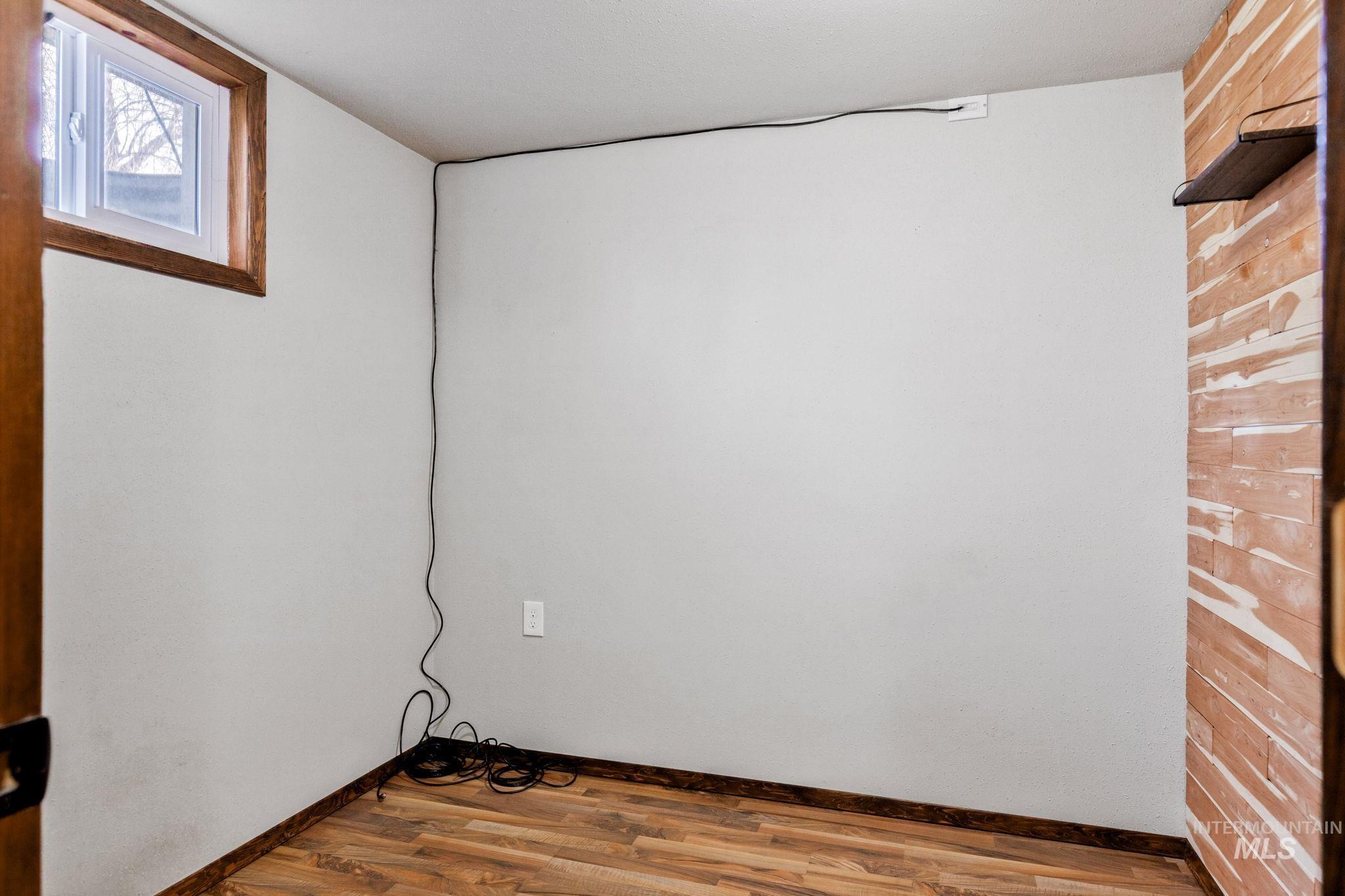 6621 E Willow Ave, Nampa, Idaho 83687, 4 Bedrooms, 2 Bathrooms, Residential For Sale, Price $565,000,MLS 98973803