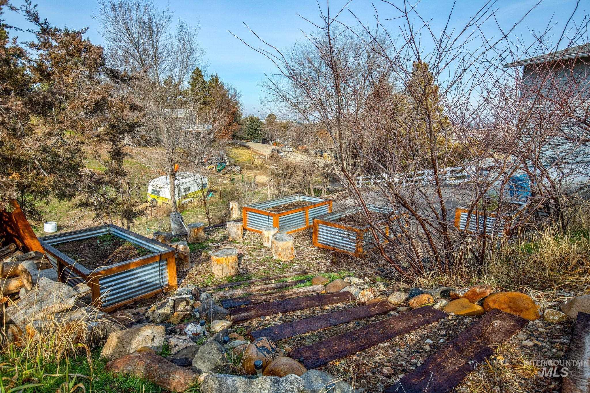 6621 E Willow Ave, Nampa, Idaho 83687, 4 Bedrooms, 2 Bathrooms, Residential For Sale, Price $565,000,MLS 98973803