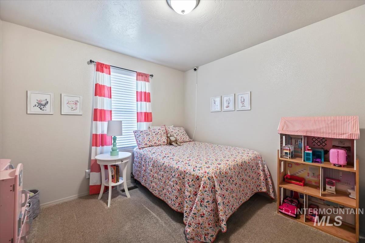 4355 W Newland St., Meridian, Idaho 83642, 3 Bedrooms, 2 Bathrooms, Residential For Sale, Price $410,000,MLS 98973806