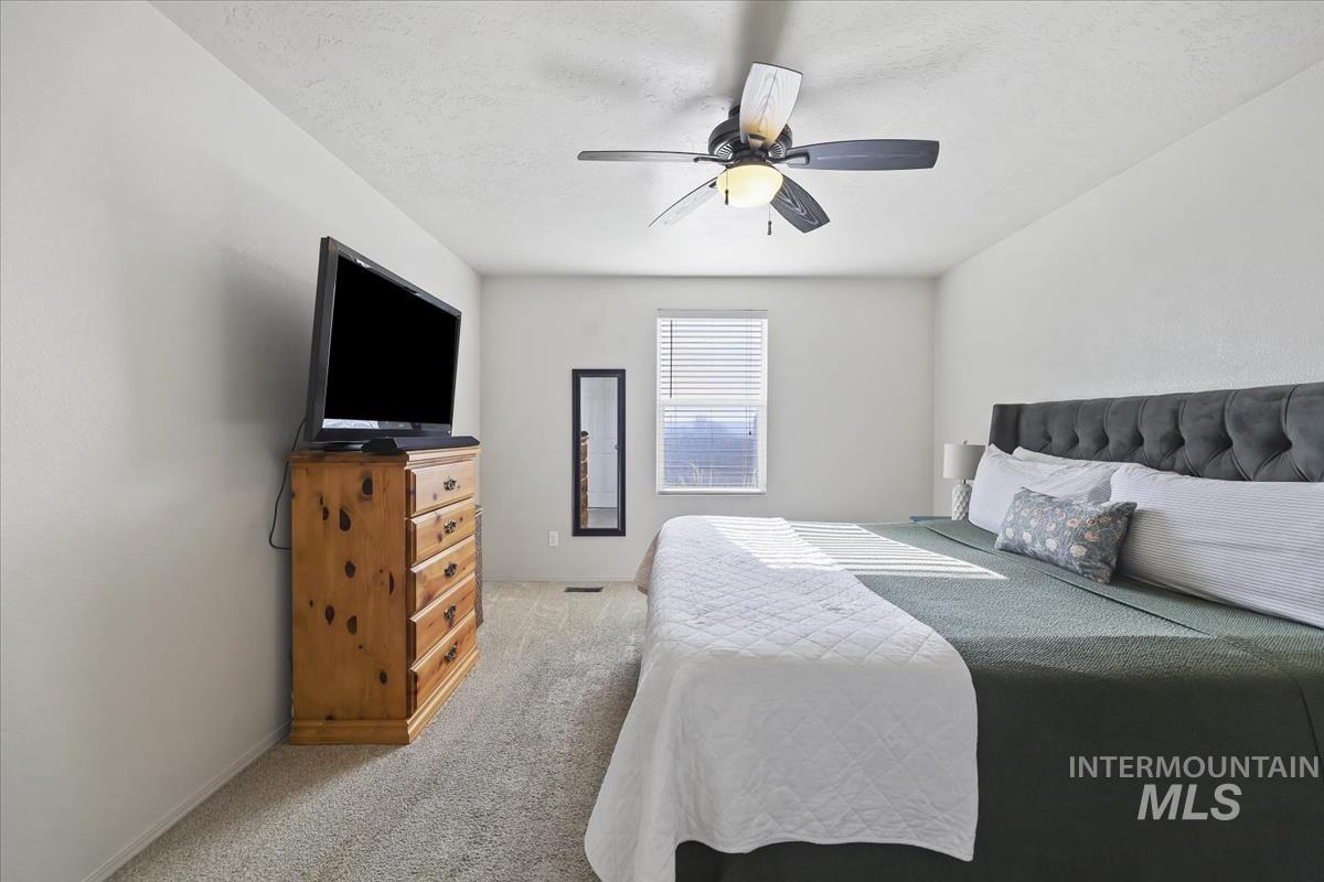 4355 W Newland St., Meridian, Idaho 83642, 3 Bedrooms, 2 Bathrooms, Residential For Sale, Price $410,000,MLS 98973806