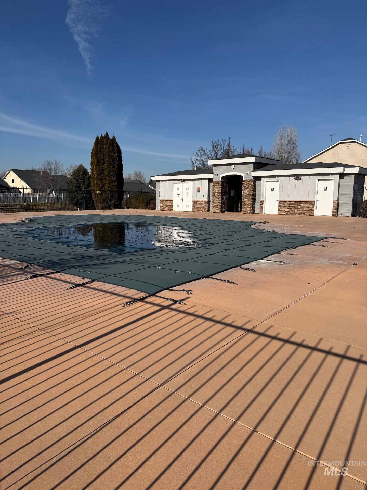 4355 W Newland St., Meridian, Idaho 83642, 3 Bedrooms, 2 Bathrooms, Residential For Sale, Price $410,000,MLS 98973806