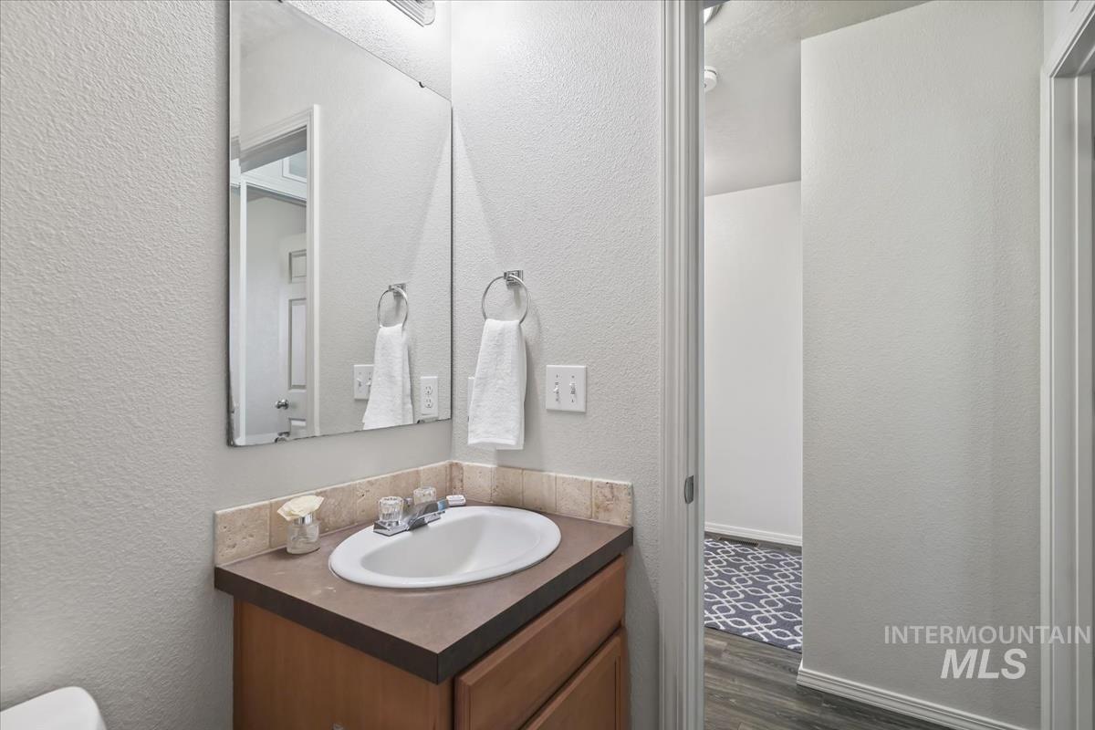 4355 W Newland St., Meridian, Idaho 83642, 3 Bedrooms, 2 Bathrooms, Residential For Sale, Price $410,000,MLS 98973806