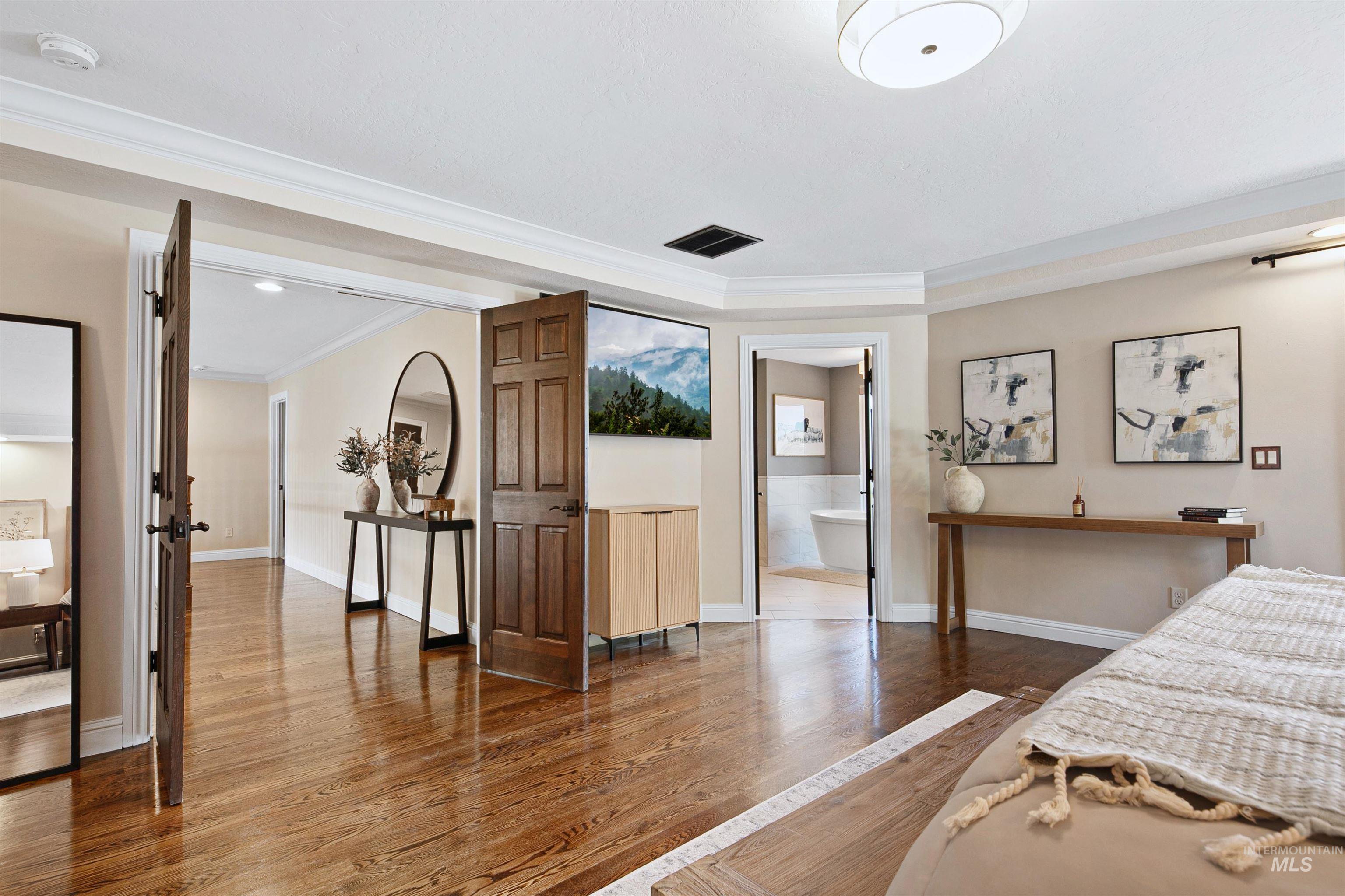 3050 S Whitepost Way, Eagle, Idaho 83616, 5 Bedrooms, 4.5 Bathrooms, Residential For Sale, Price $2,799,999, 98973807