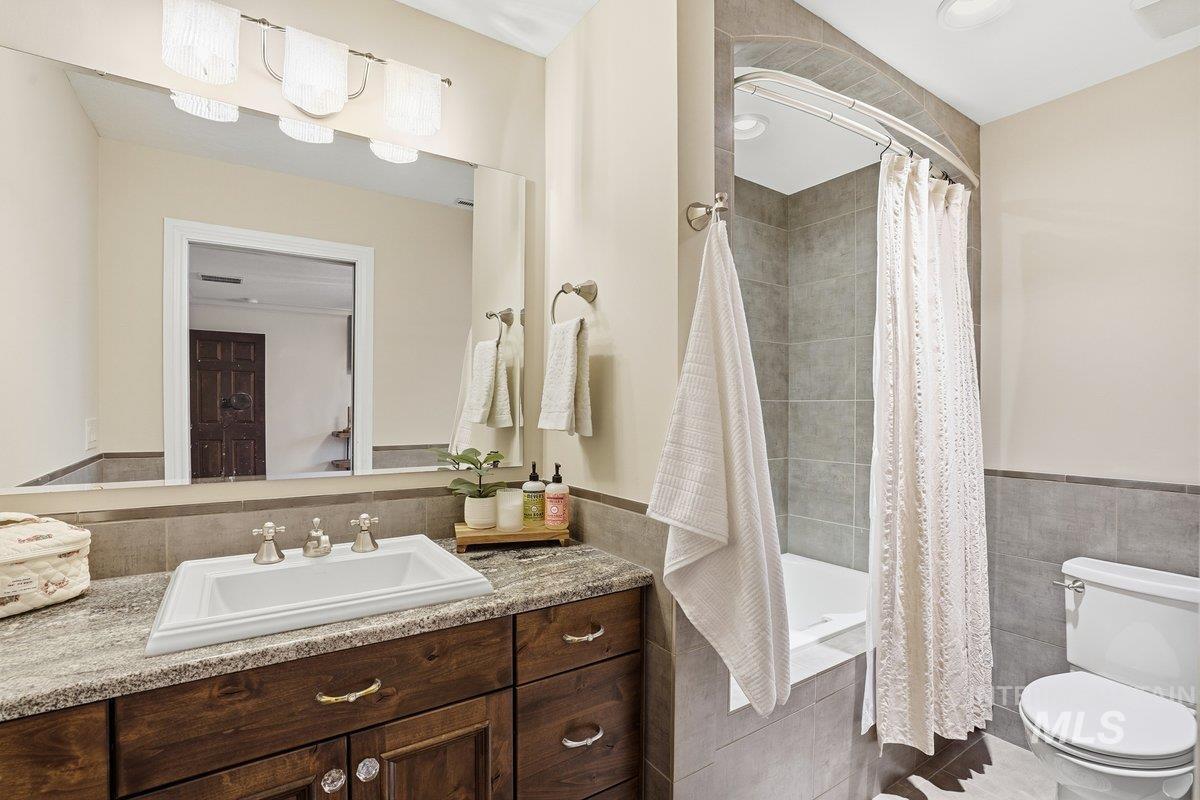 3050 S Whitepost Way, Eagle, Idaho 83616, 5 Bedrooms, 4.5 Bathrooms, Residential For Sale, Price $2,999,999,MLS 98973807