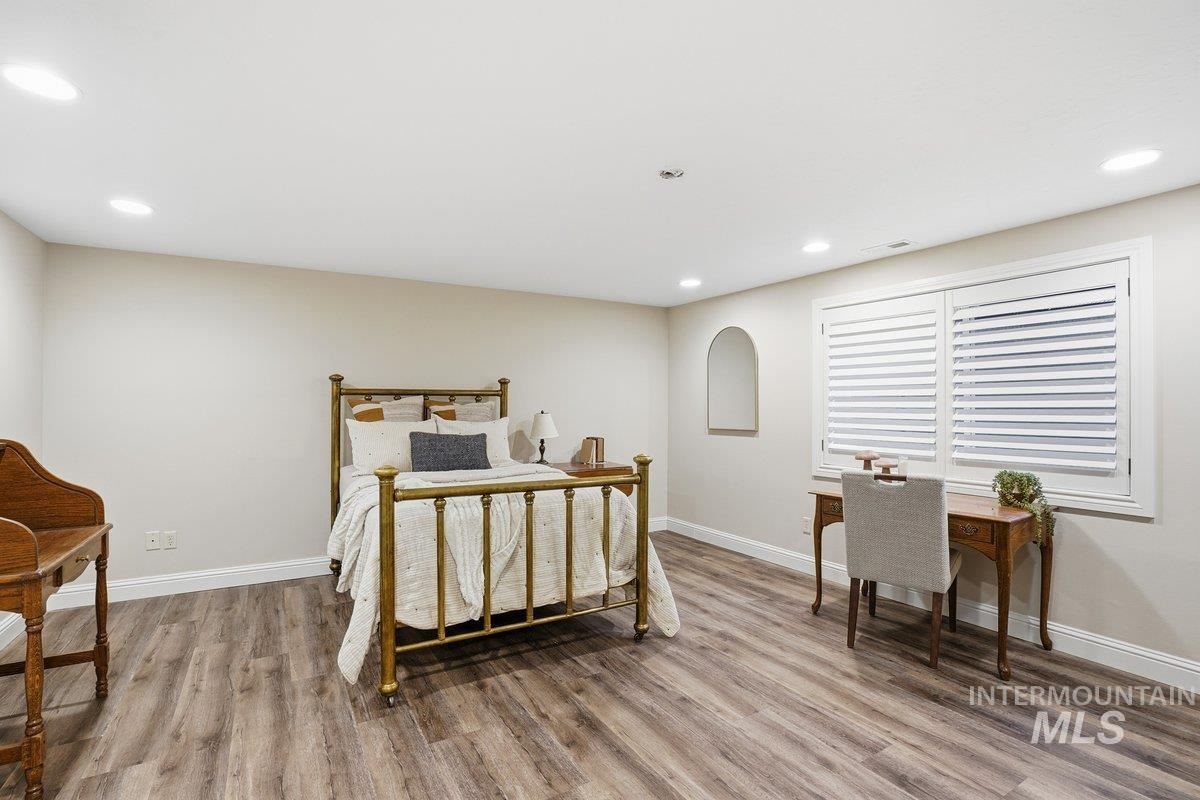 3050 S Whitepost Way, Eagle, Idaho 83616, 5 Bedrooms, 4.5 Bathrooms, Residential For Sale, Price $2,999,999,MLS 98973807