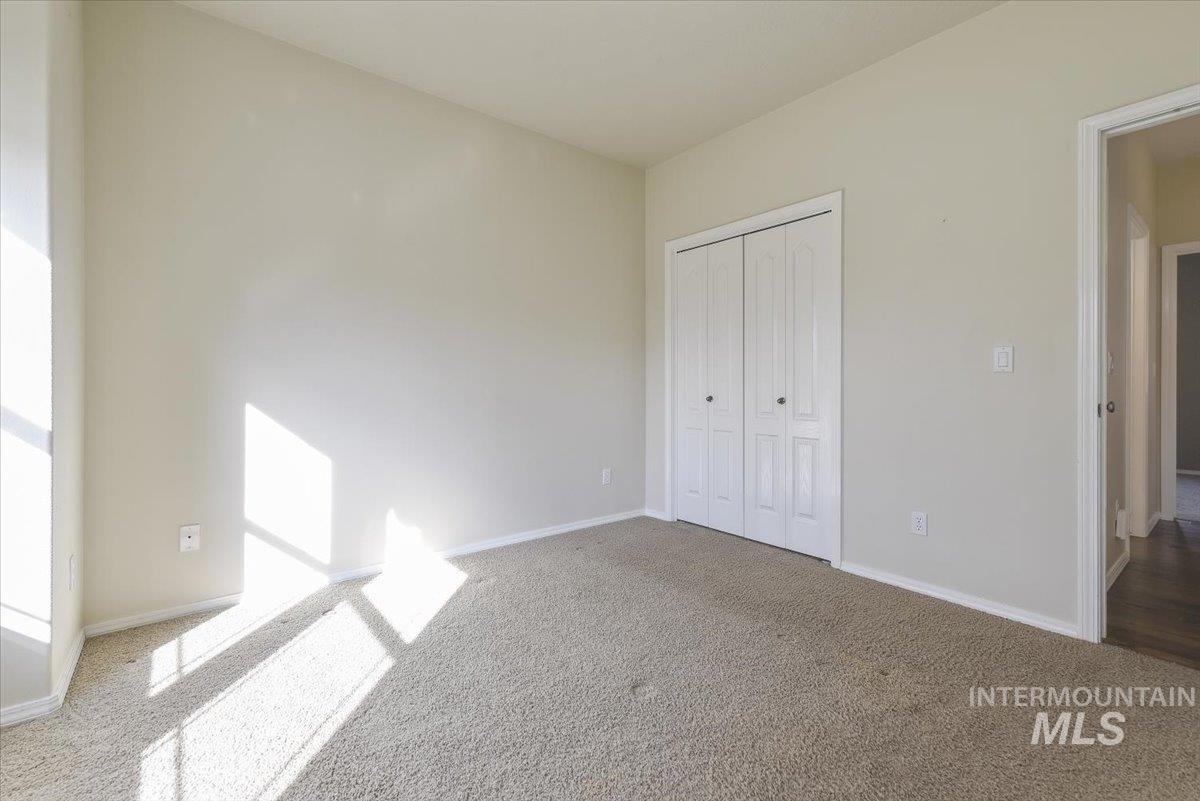 2716 S Bayou Bar Way, Meridian, Idaho 83642, 4 Bedrooms, 3 Bathrooms, Residential For Sale, Price $525,000,MLS 98973808