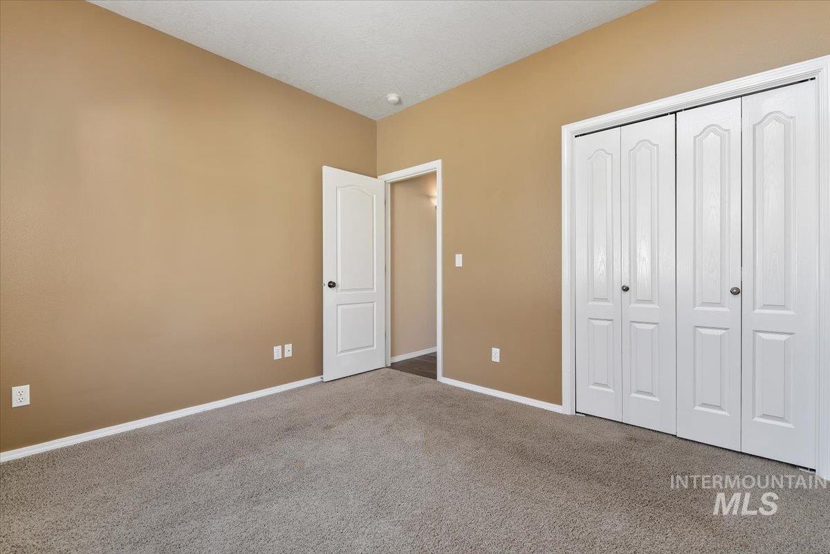 2716 S Bayou Bar Way, Meridian, Idaho 83642, 4 Bedrooms, 3 Bathrooms, Residential For Sale, Price $525,000,MLS 98973808