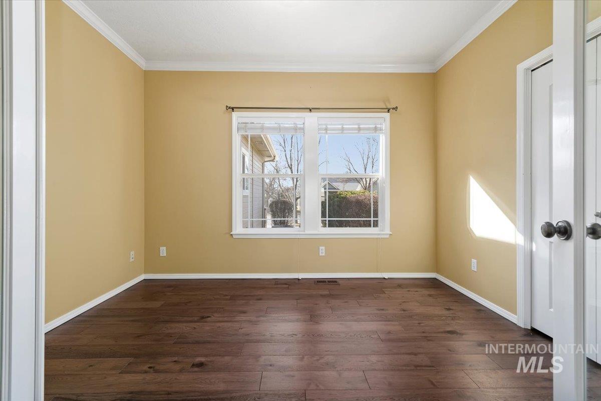 2716 S Bayou Bar Way, Meridian, Idaho 83642, 4 Bedrooms, 3 Bathrooms, Residential For Sale, Price $525,000,MLS 98973808