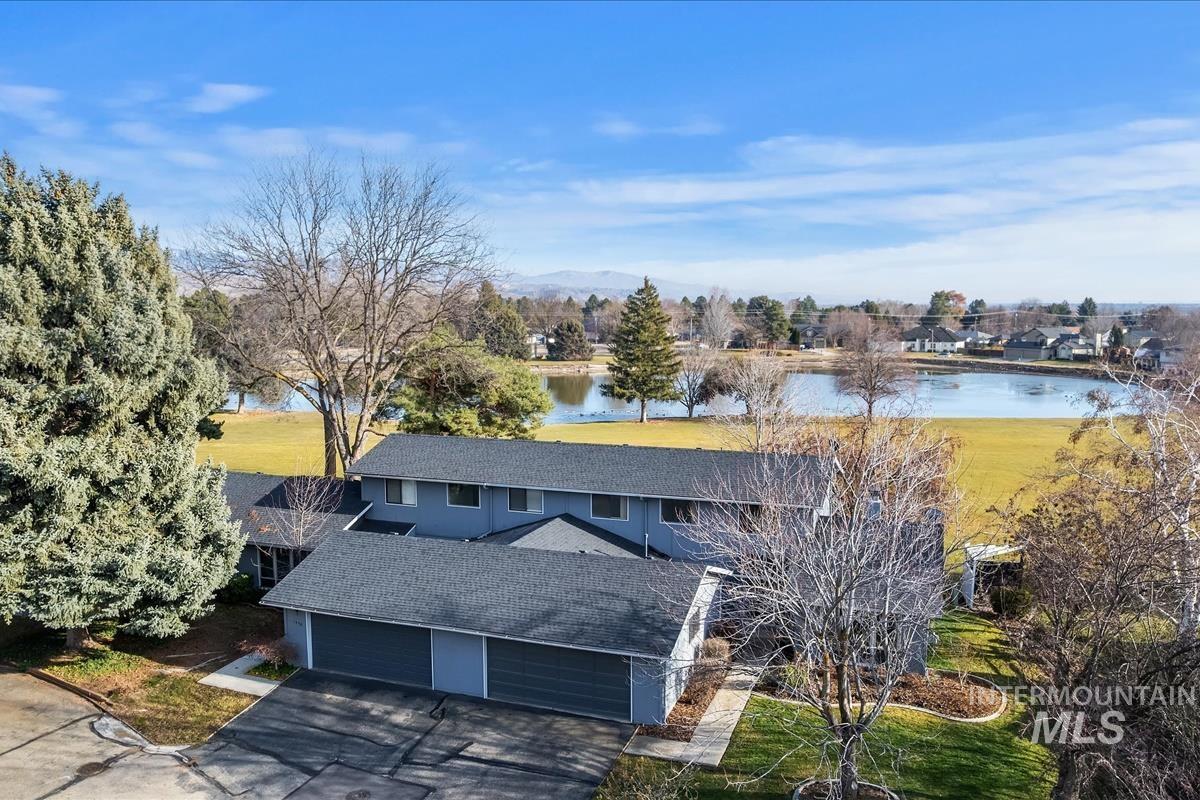 1460 Medinah Ct, Eagle, Idaho 83616-5262, 3 Bedrooms, 2 Bathrooms, Residential For Sale, Price $419,900,MLS 98973812