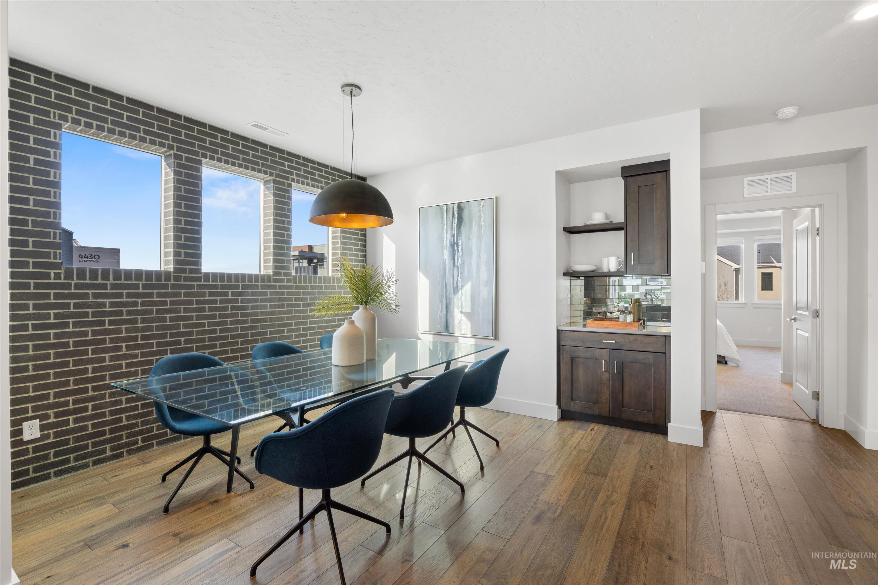 3282 S Millbrook way, Boise, Idaho 83716, 3 Bedrooms, 2.5 Bathrooms, Residential For Sale, Price $695,000,MLS 98973813