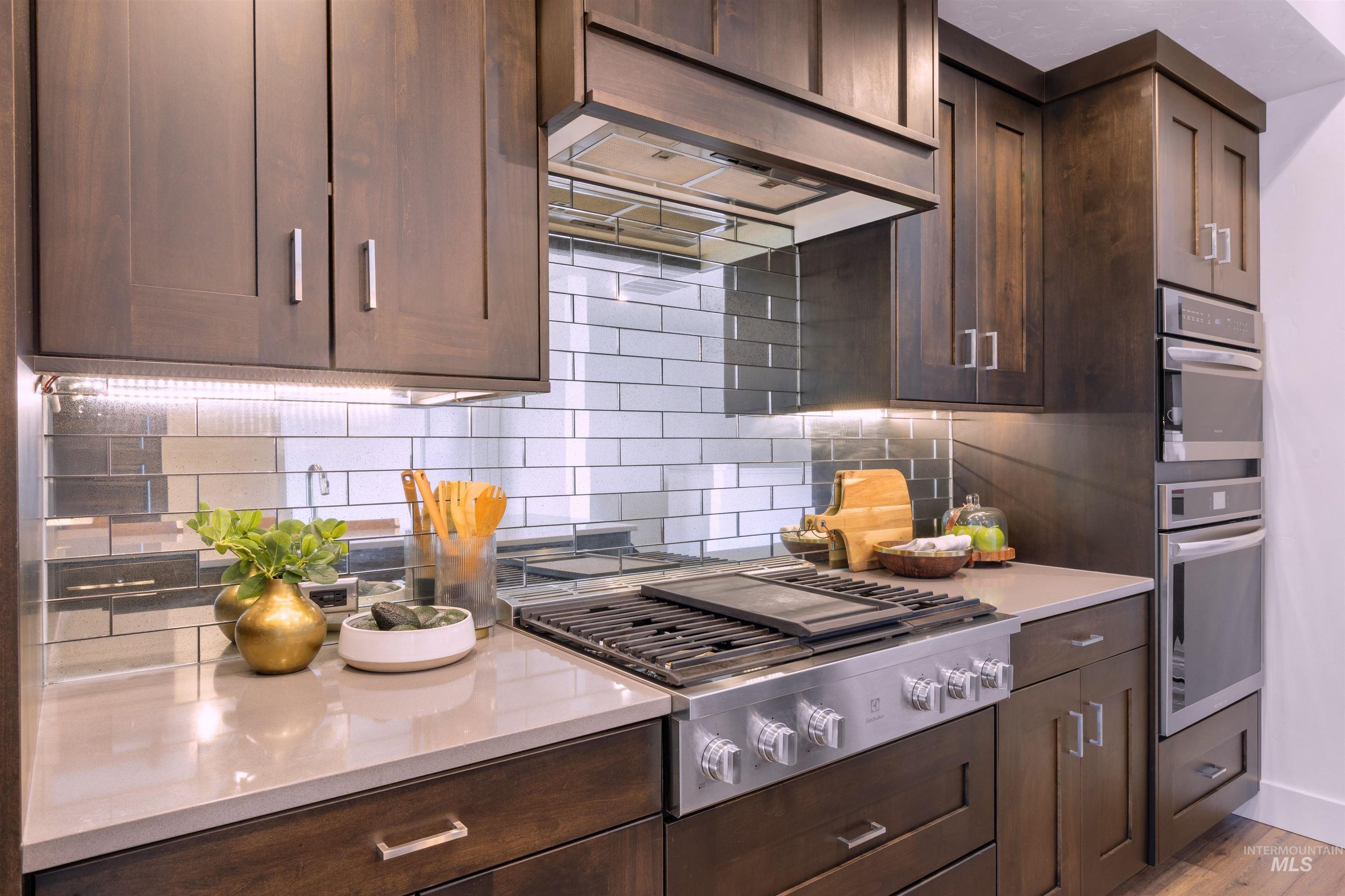 3282 S Millbrook way, Boise, Idaho 83716, 3 Bedrooms, 2.5 Bathrooms, Residential For Sale, Price $695,000,MLS 98973813