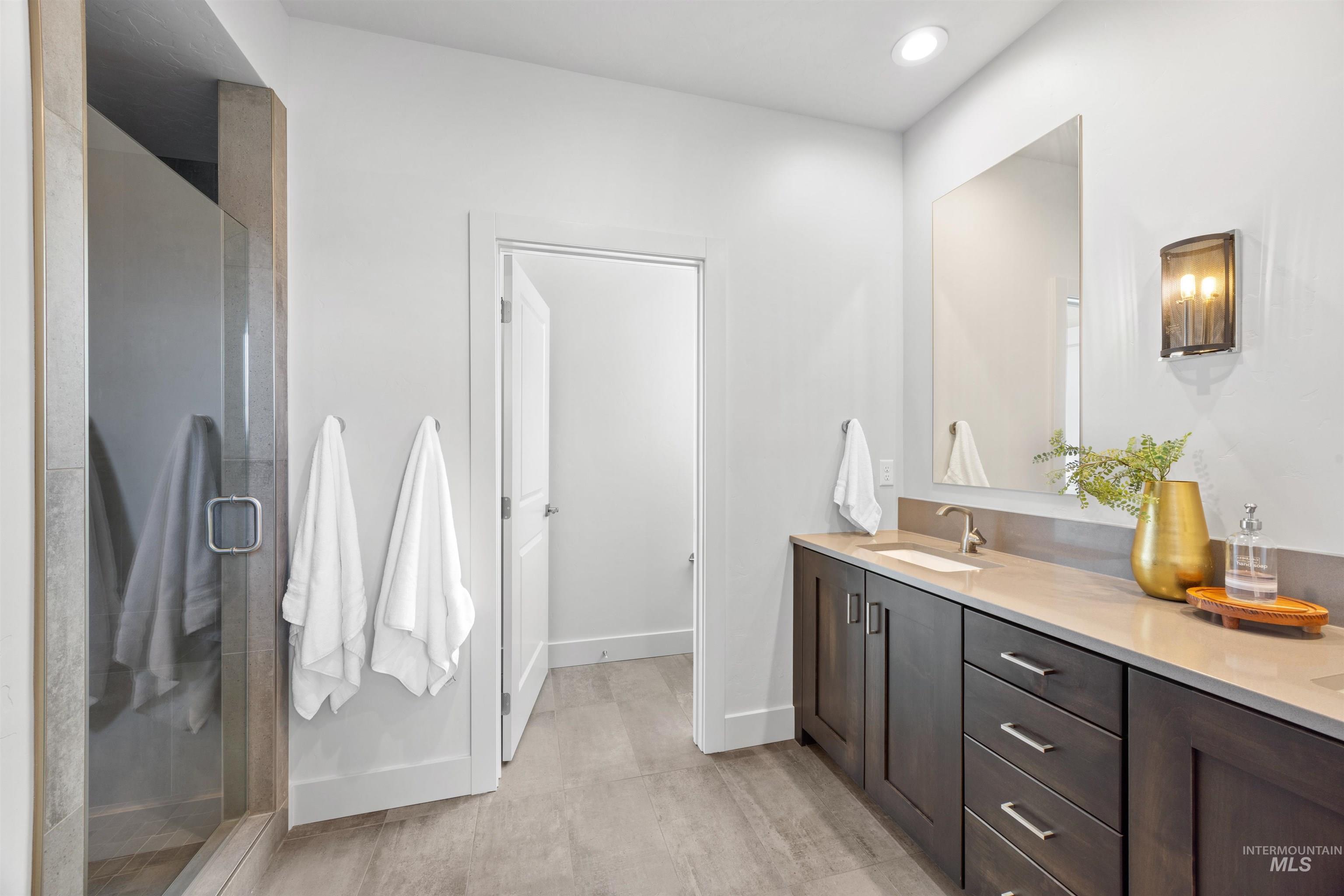 3282 S Millbrook way, Boise, Idaho 83716, 3 Bedrooms, 2.5 Bathrooms, Residential For Sale, Price $695,000,MLS 98973813