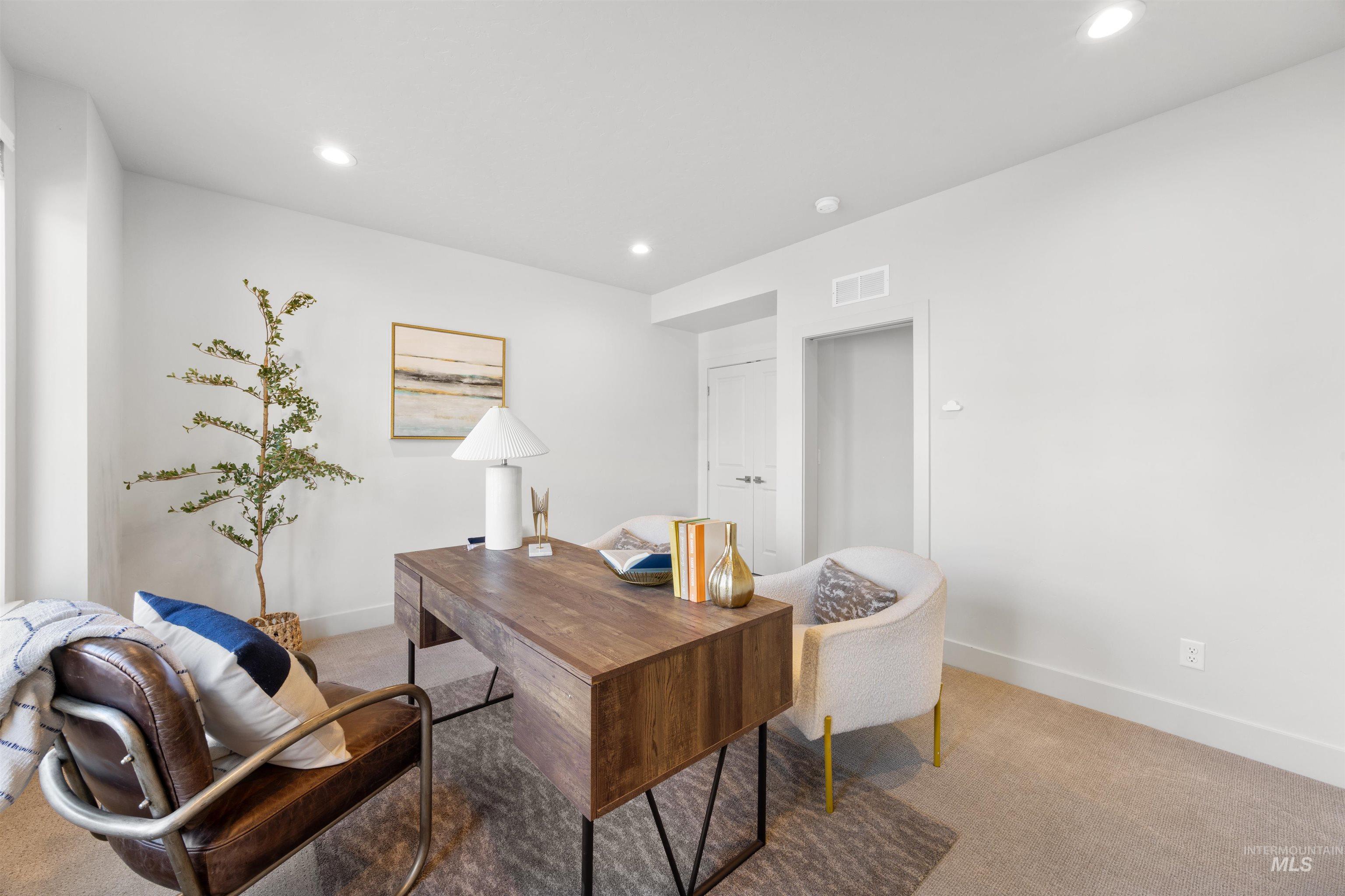 3282 S Millbrook way, Boise, Idaho 83716, 3 Bedrooms, 2.5 Bathrooms, Residential For Sale, Price $695,000,MLS 98973813